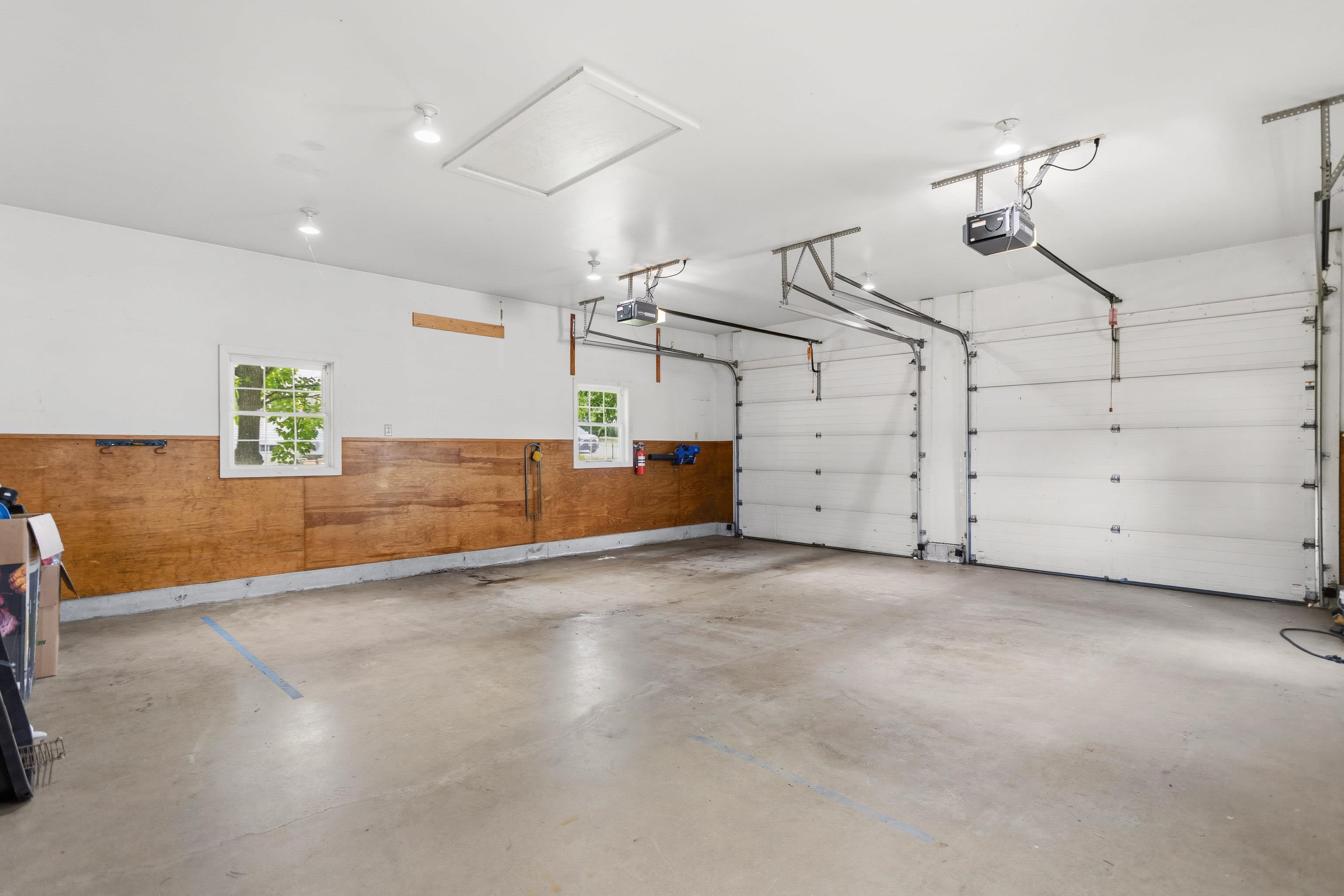 main property photo 59