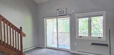 image of property with 1 Bed | 1 Bath | 448 Sqft