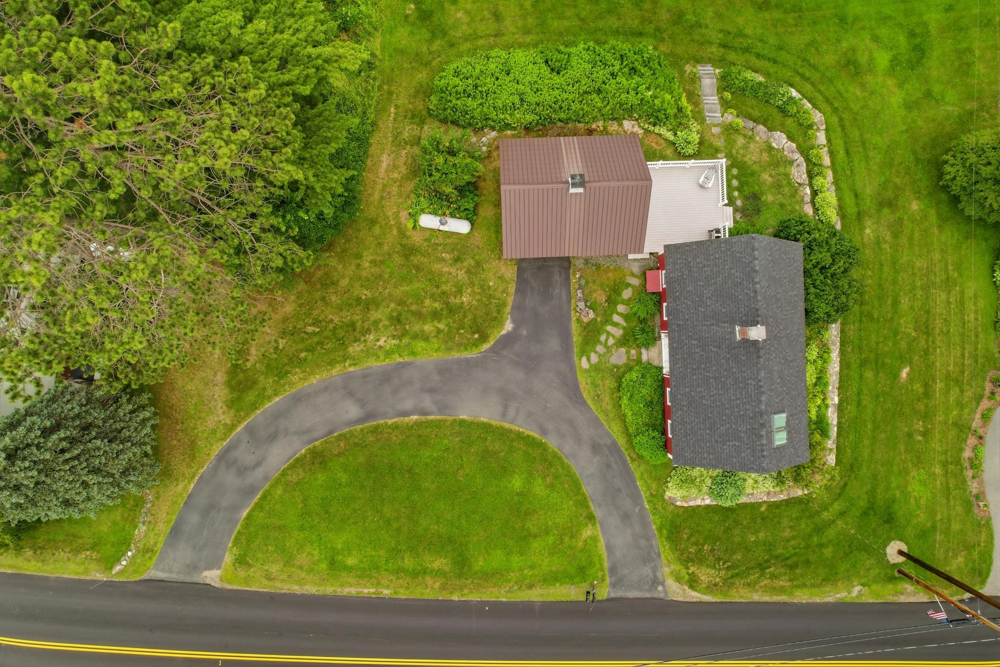 main property photo 40