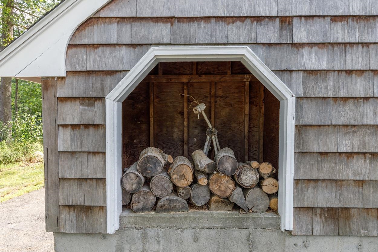 main property photo 50