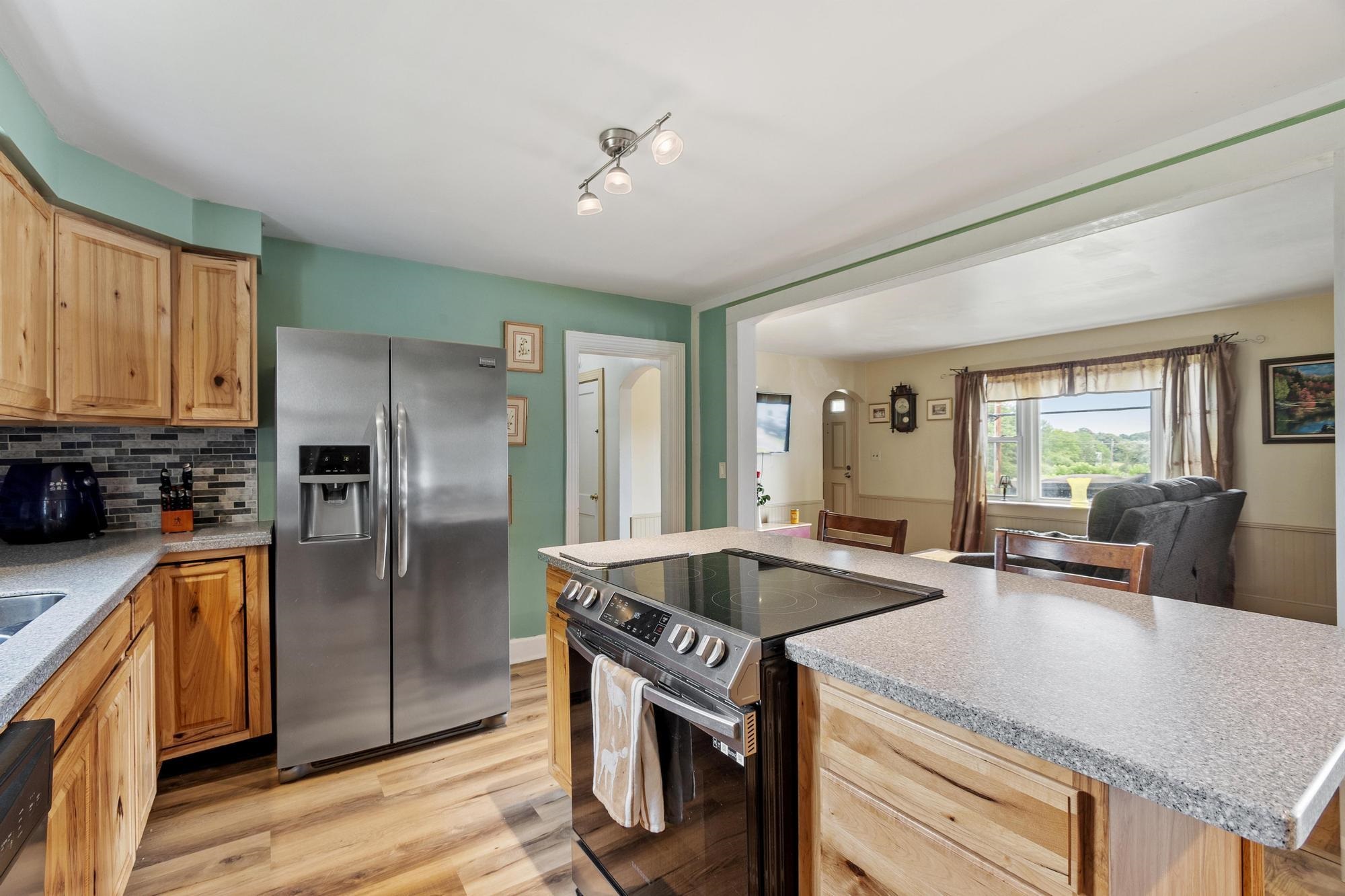 main property photo 3