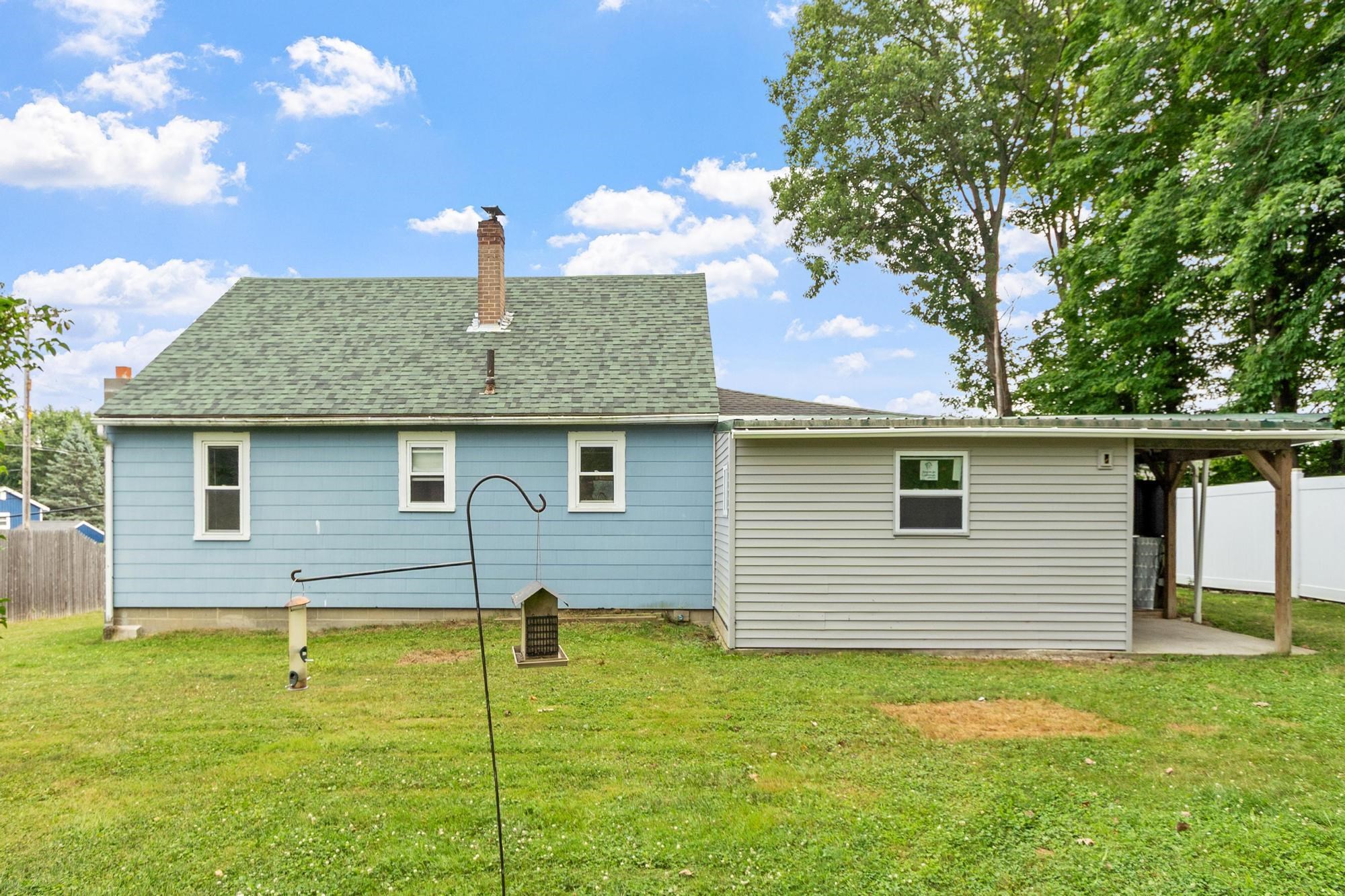 main property photo 32