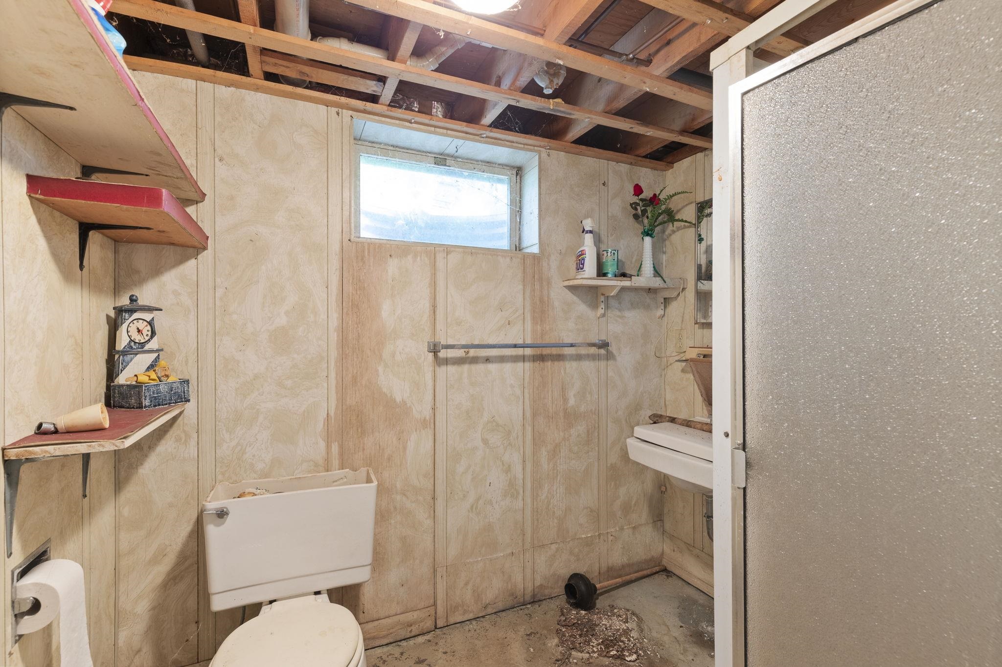 main property photo 45