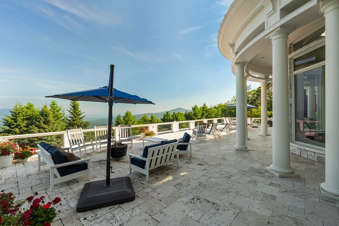 main property photo 50