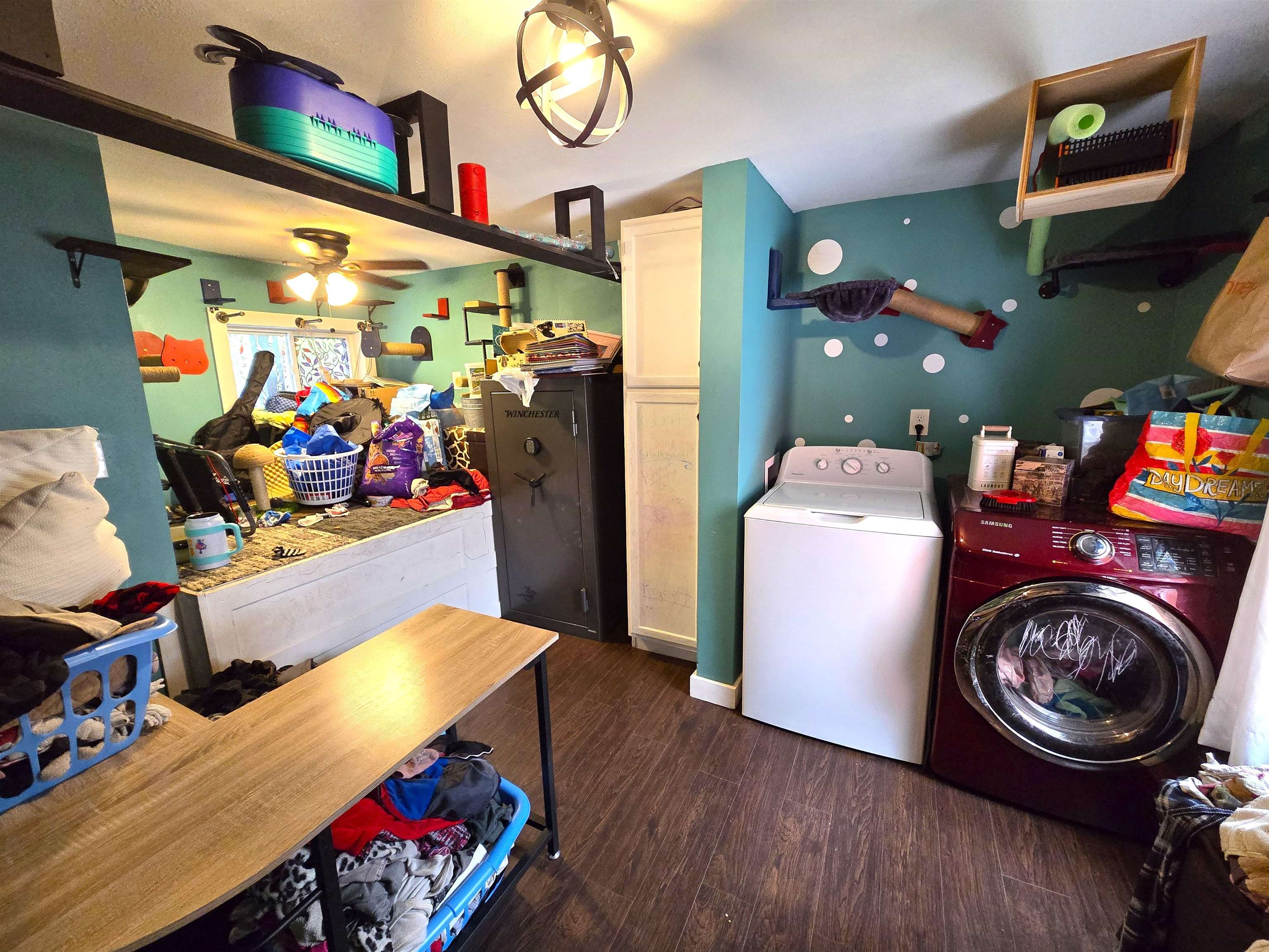 main property photo 18