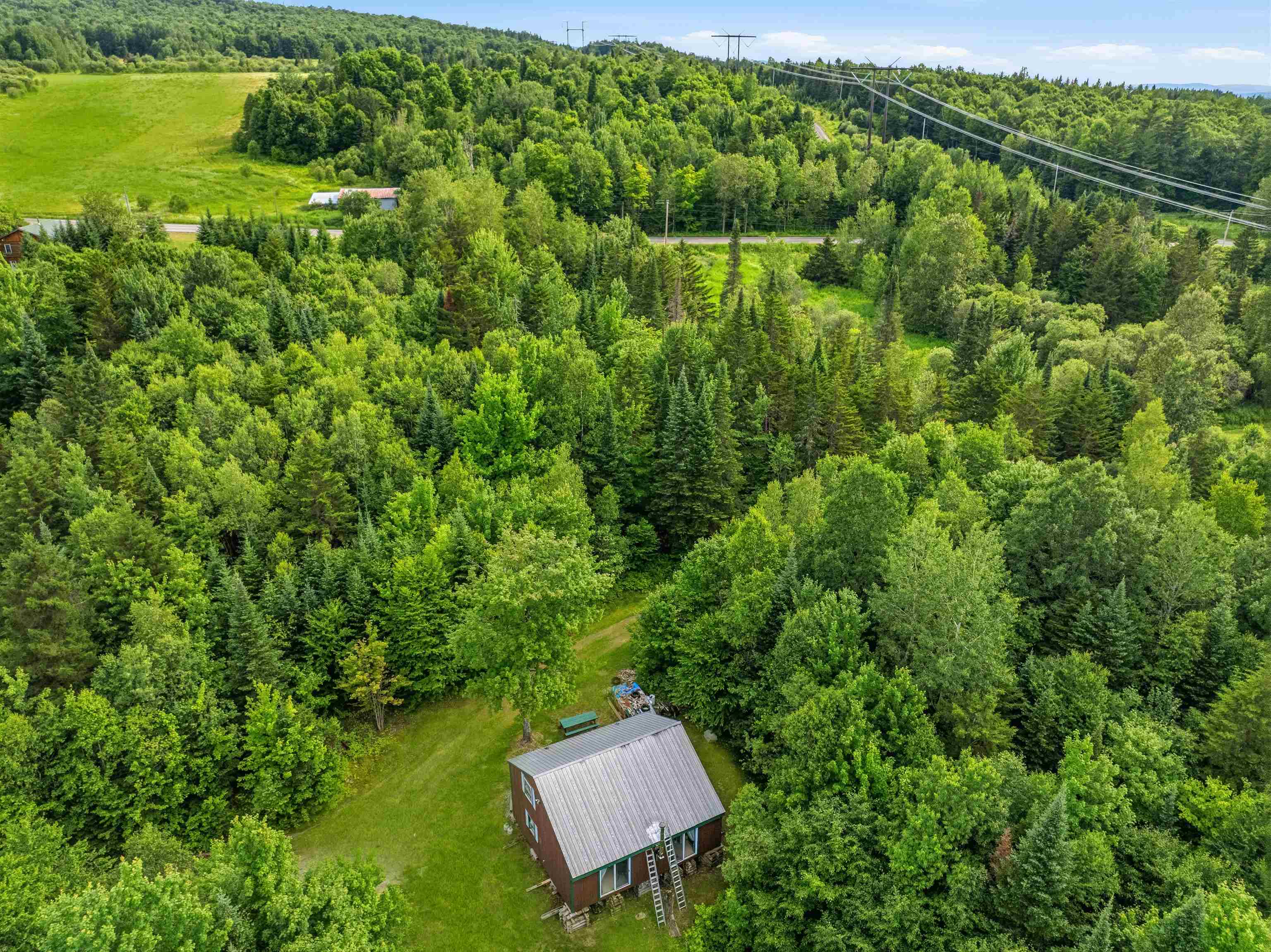 main property photo 14