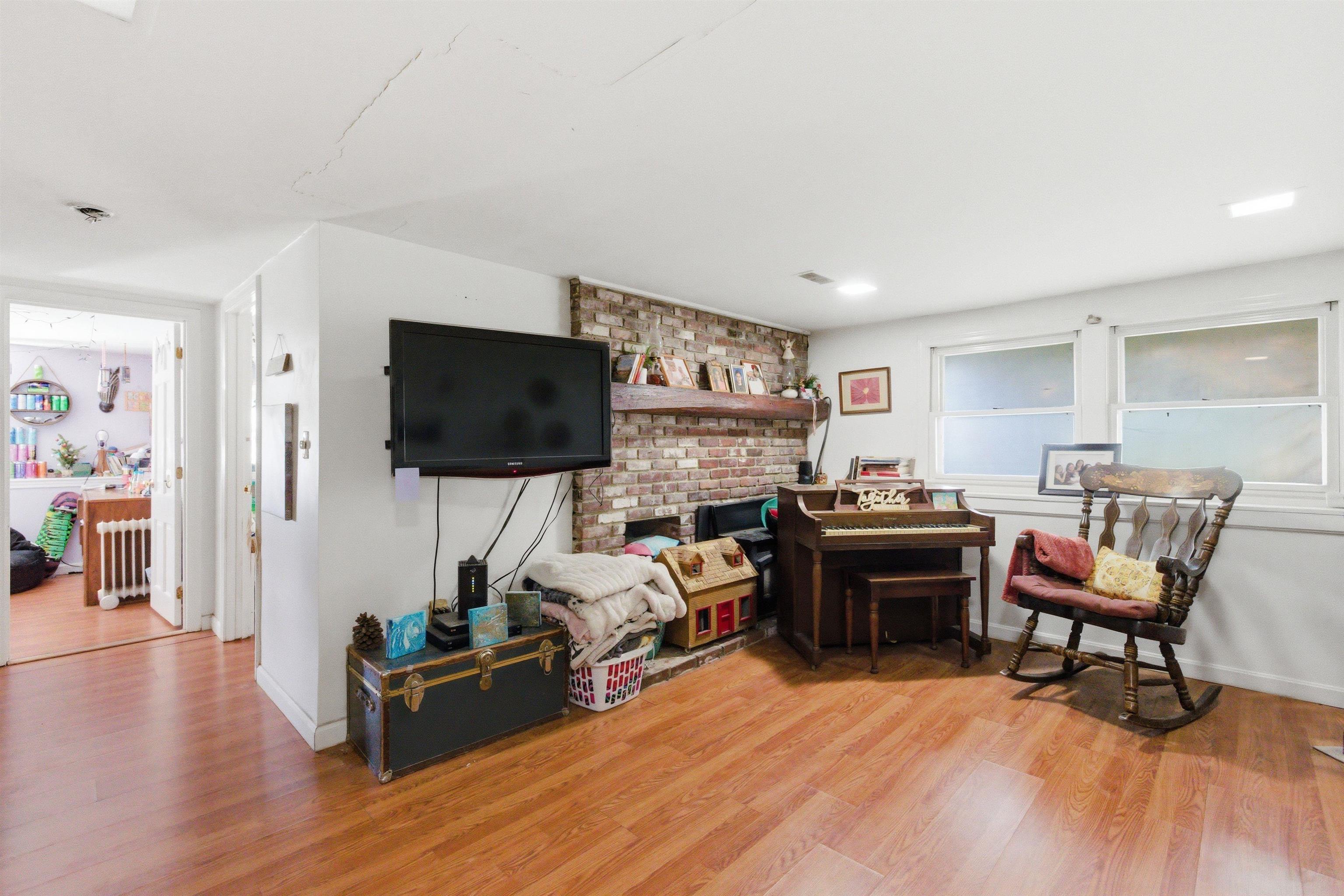 main property photo 47
