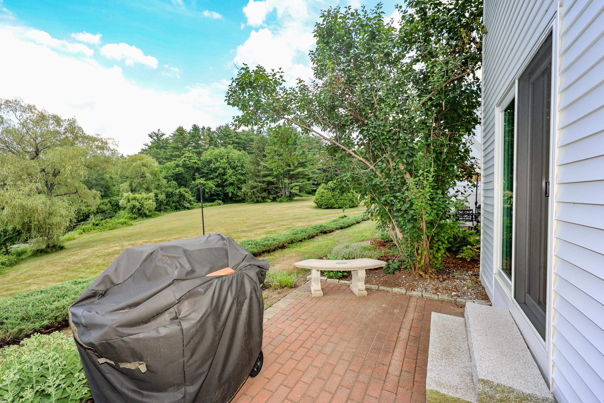 main property photo 50
