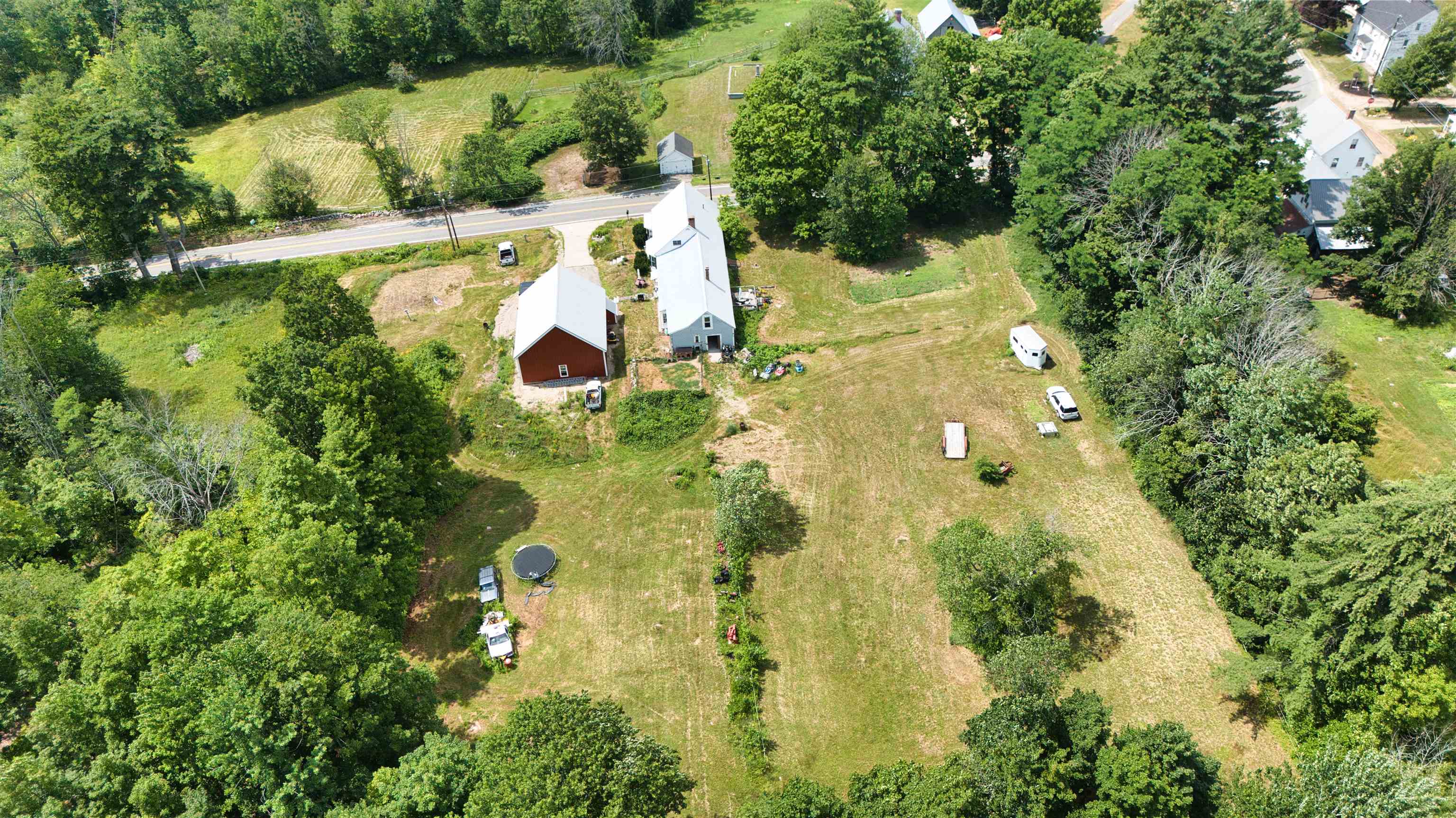 main property photo 50