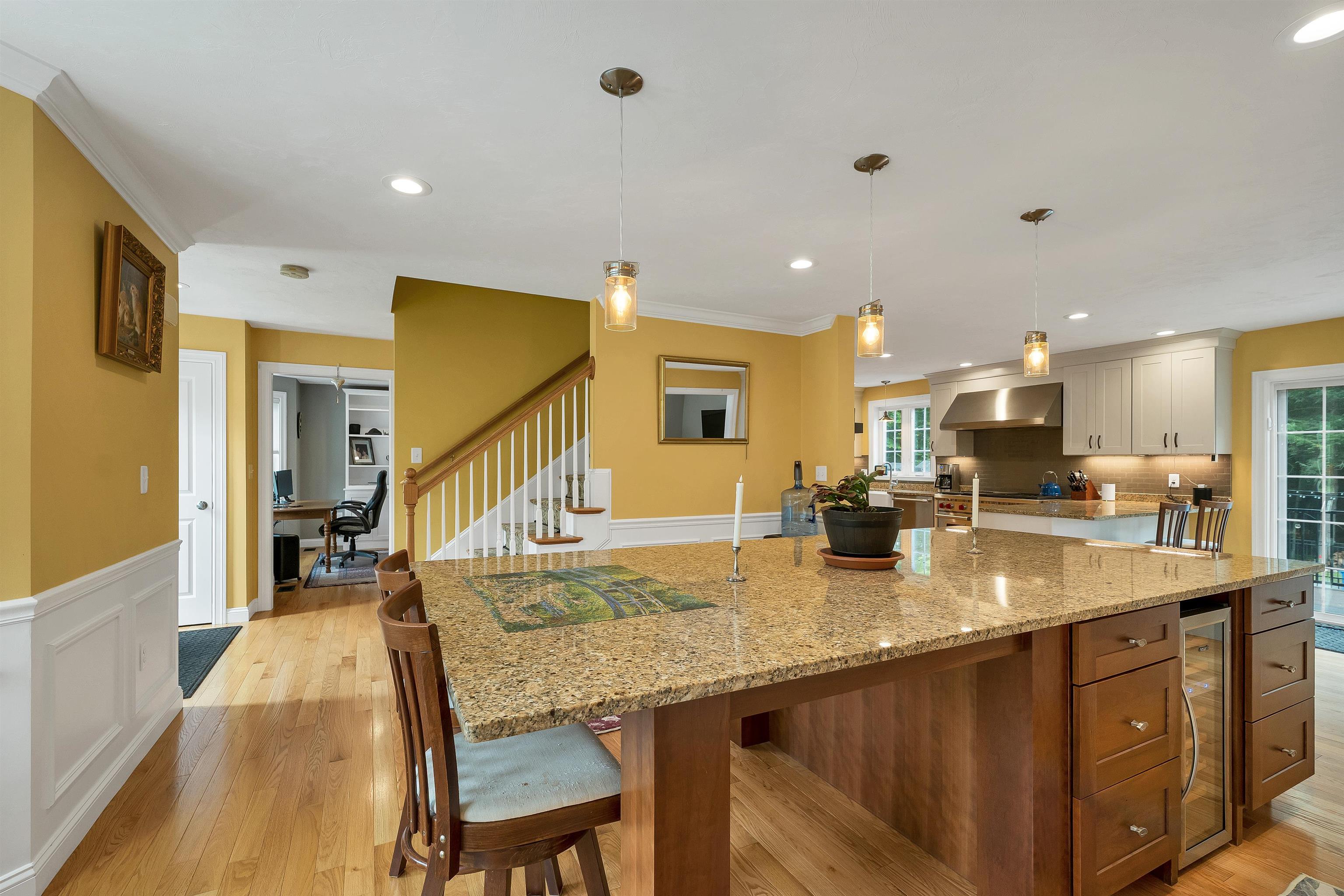 main property photo 17