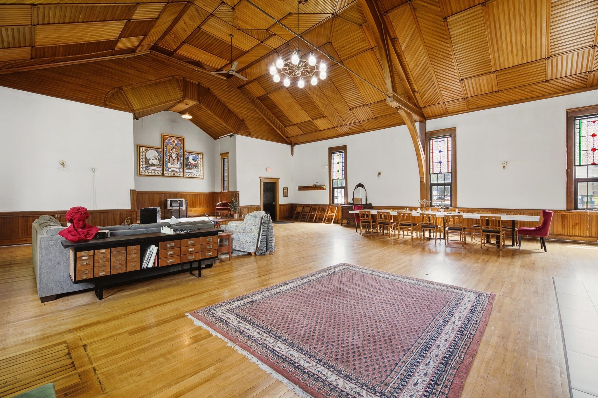 main property photo 10