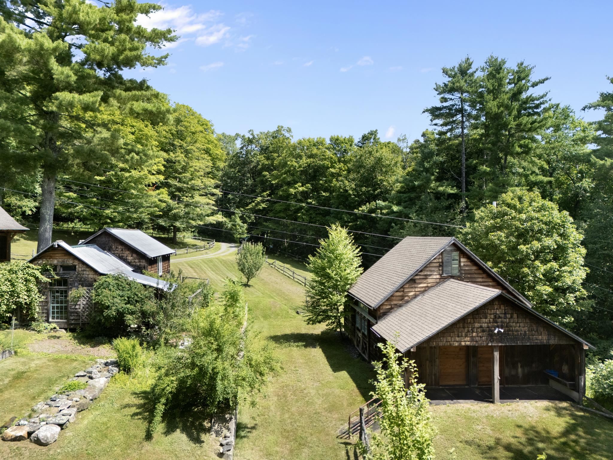 main property photo 34