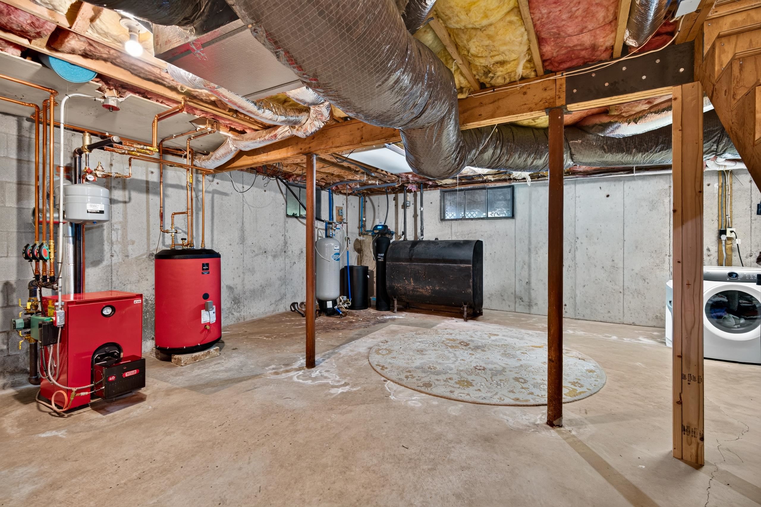 main property photo 14