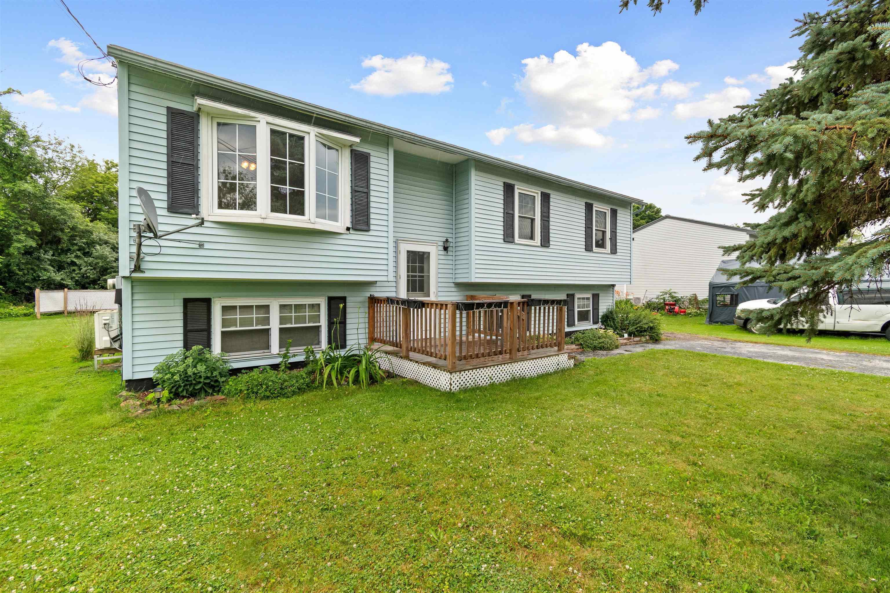 main property photo 7