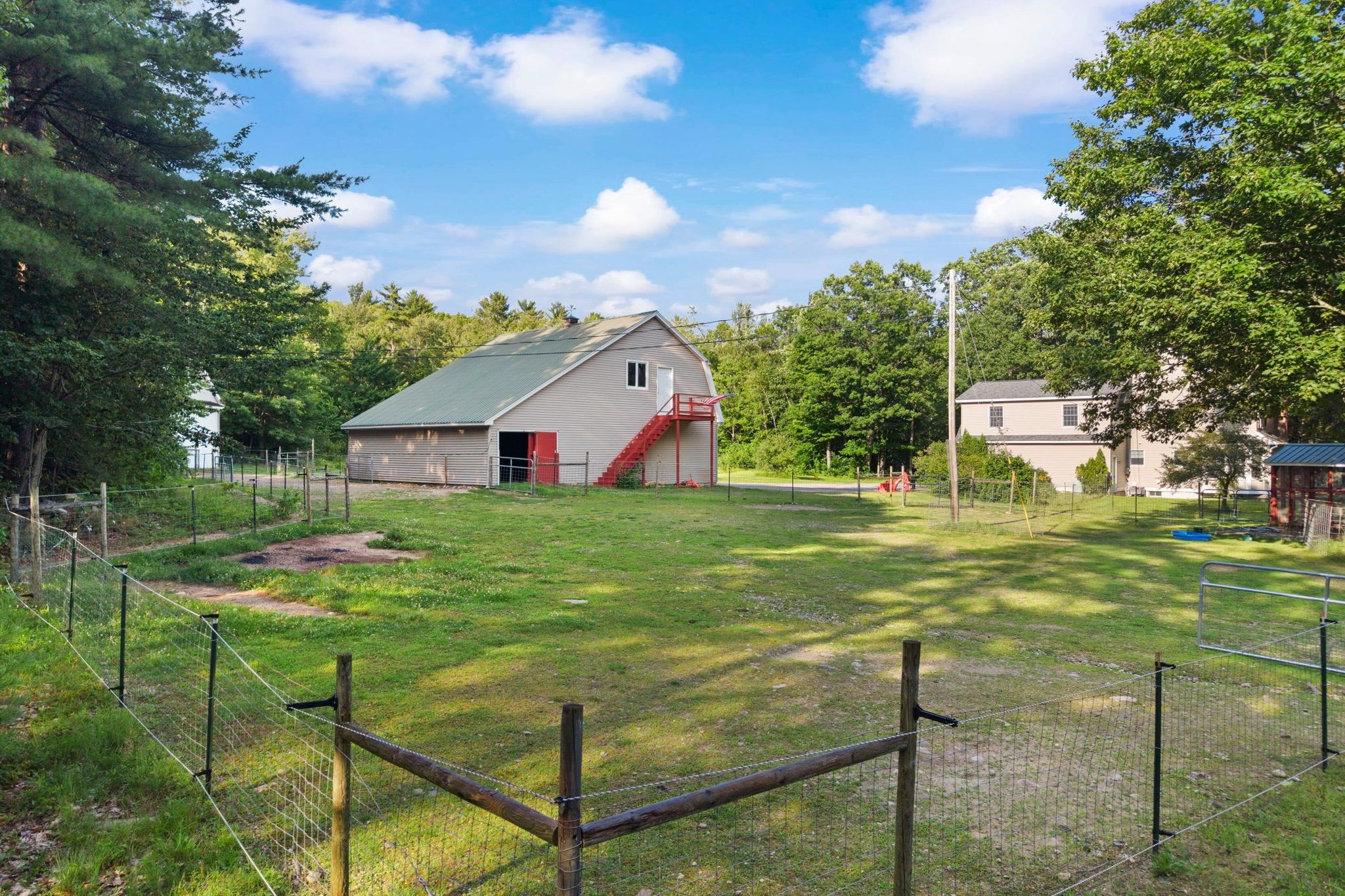 main property photo 33