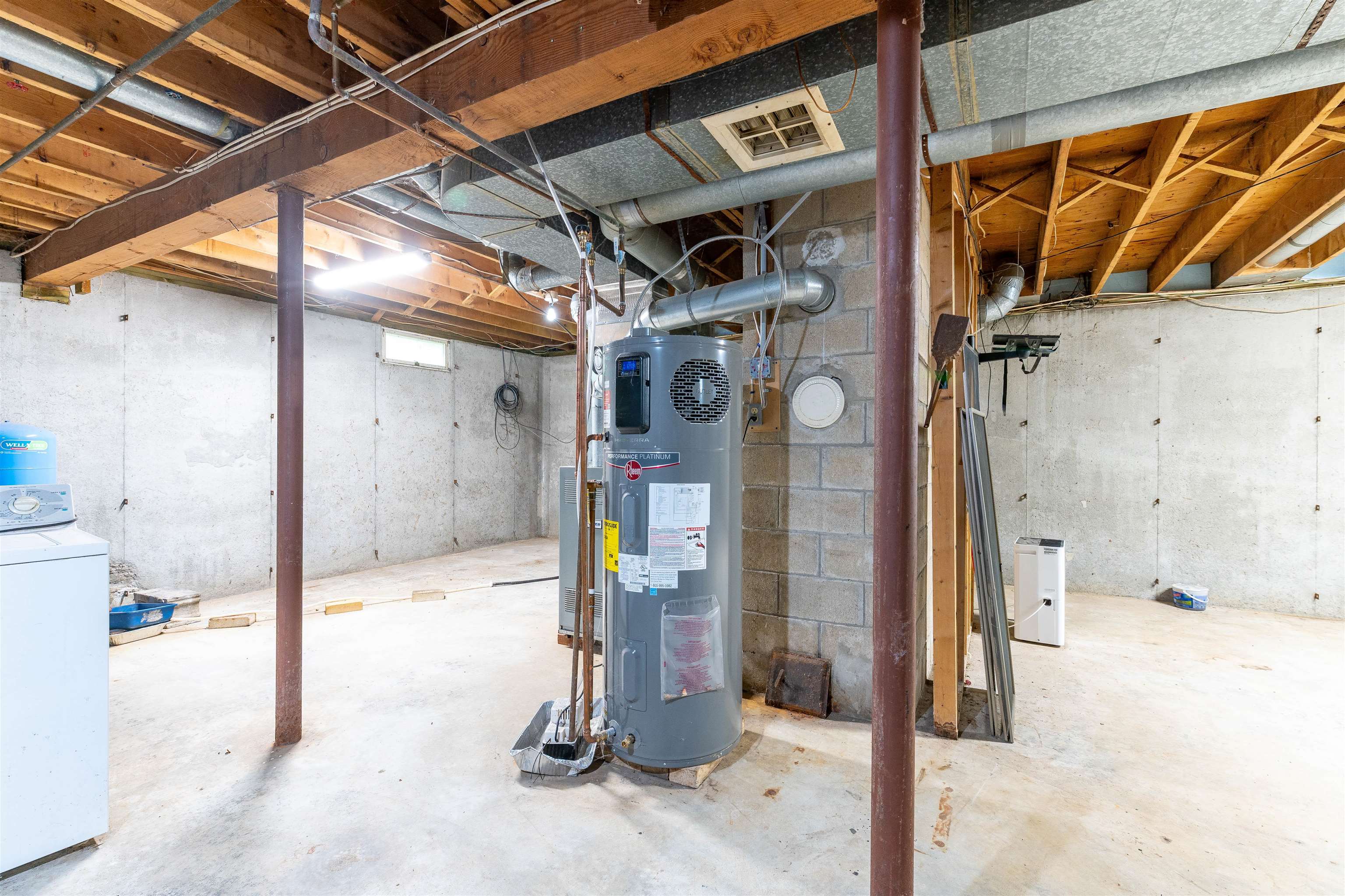 main property photo 59