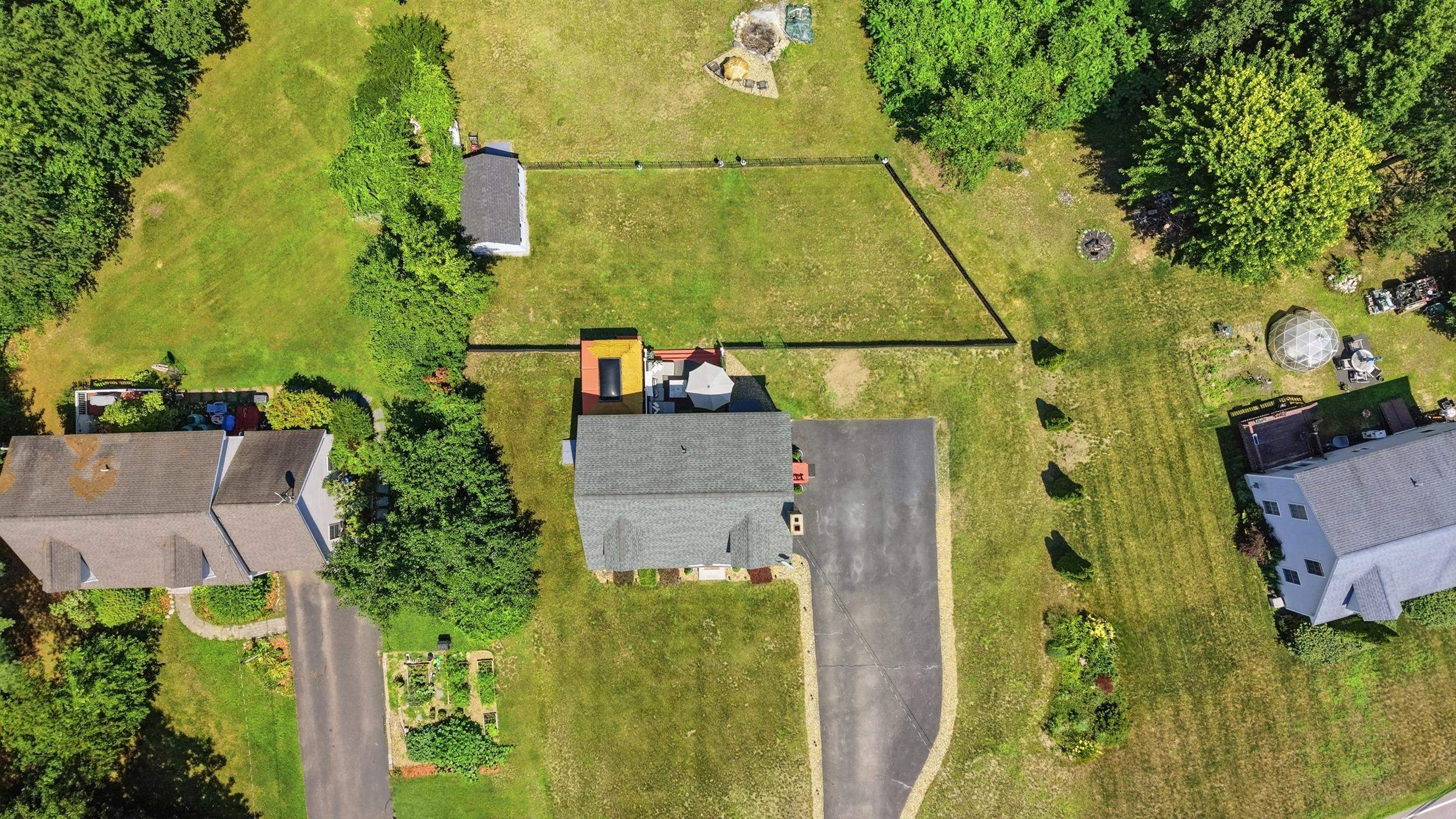 main property photo 50