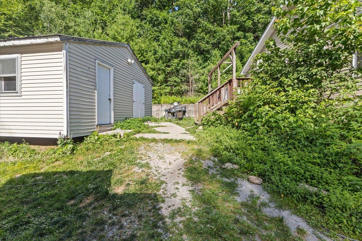 main property photo 40