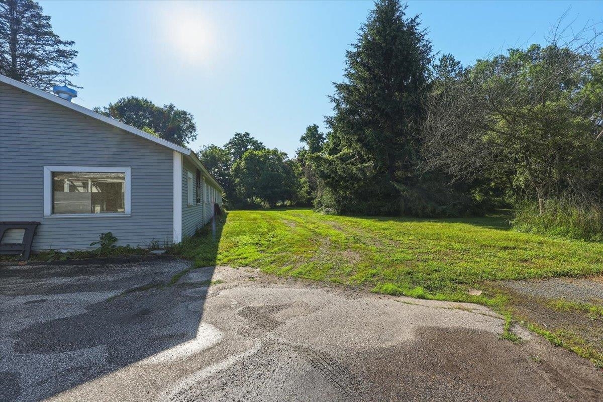 main property photo 36