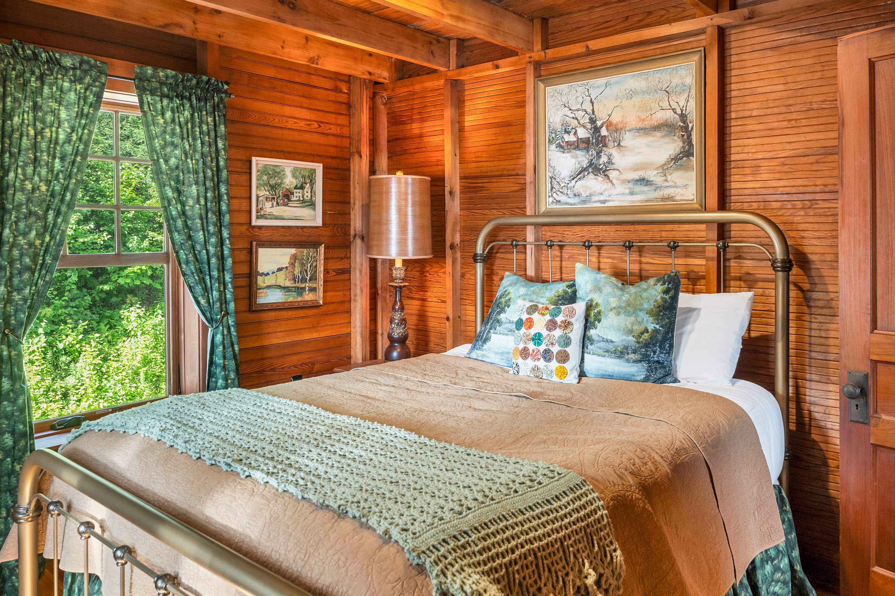 main property photo 40