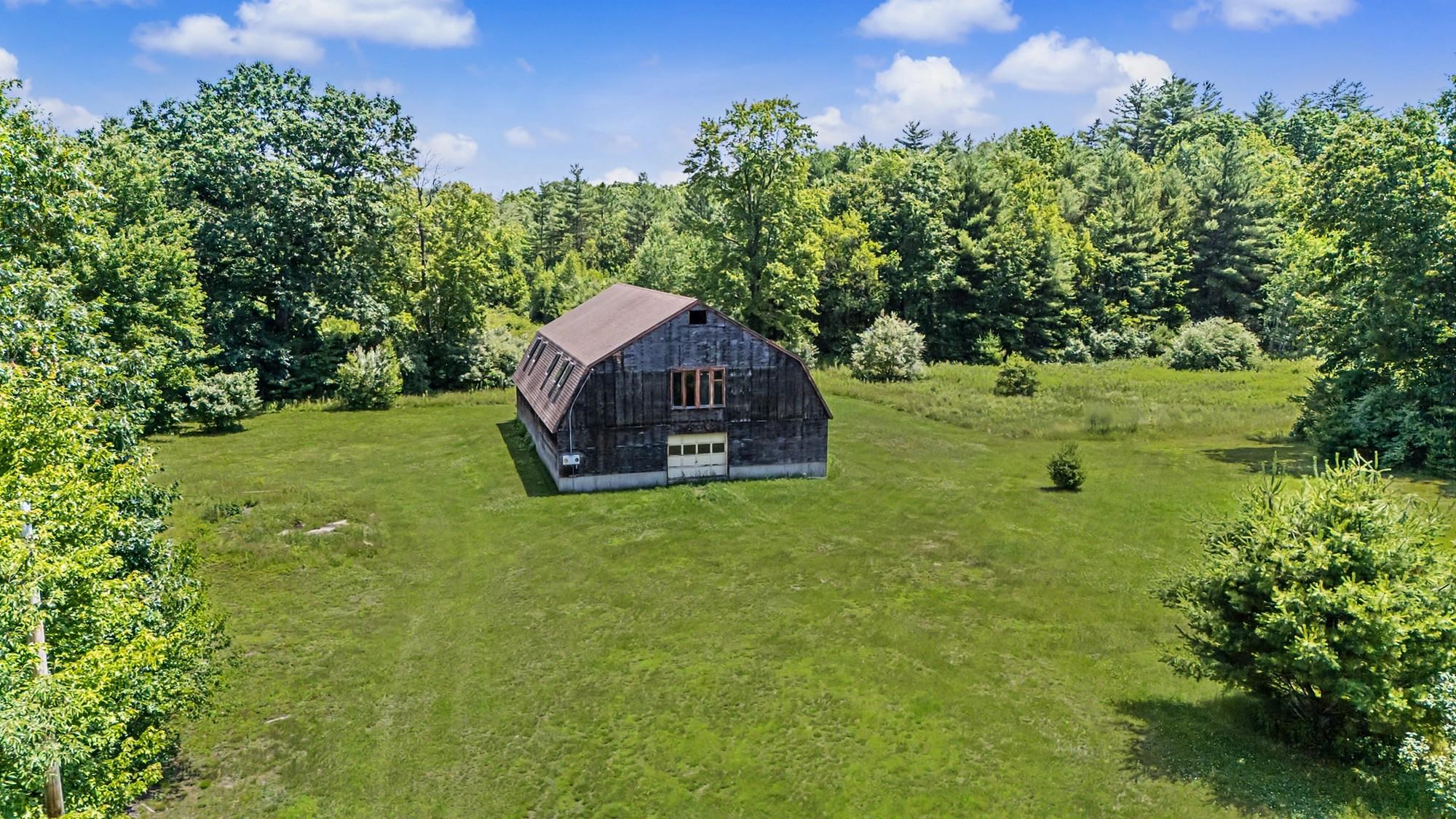 main property photo 29