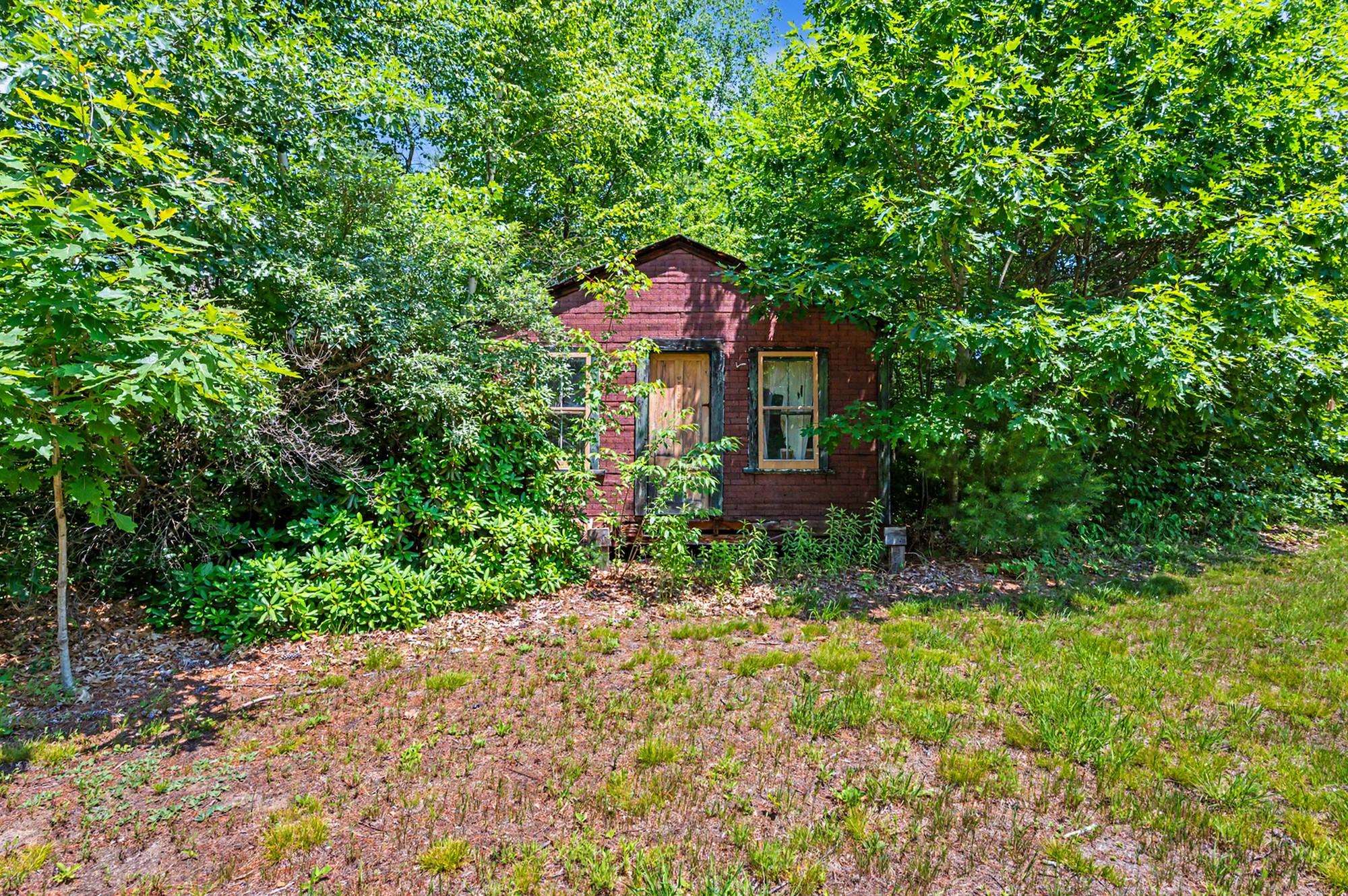 main property photo 35