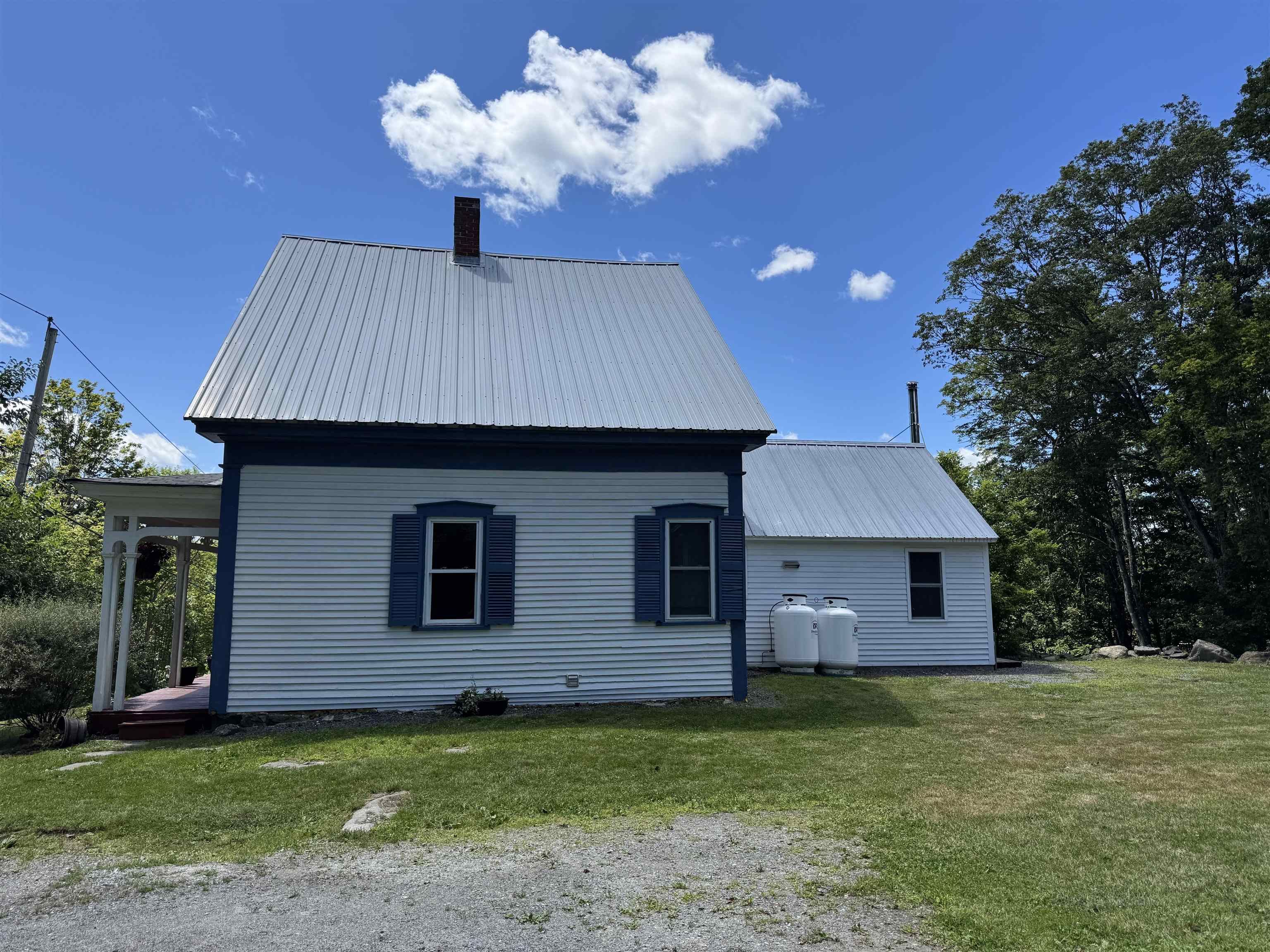 main property photo 51