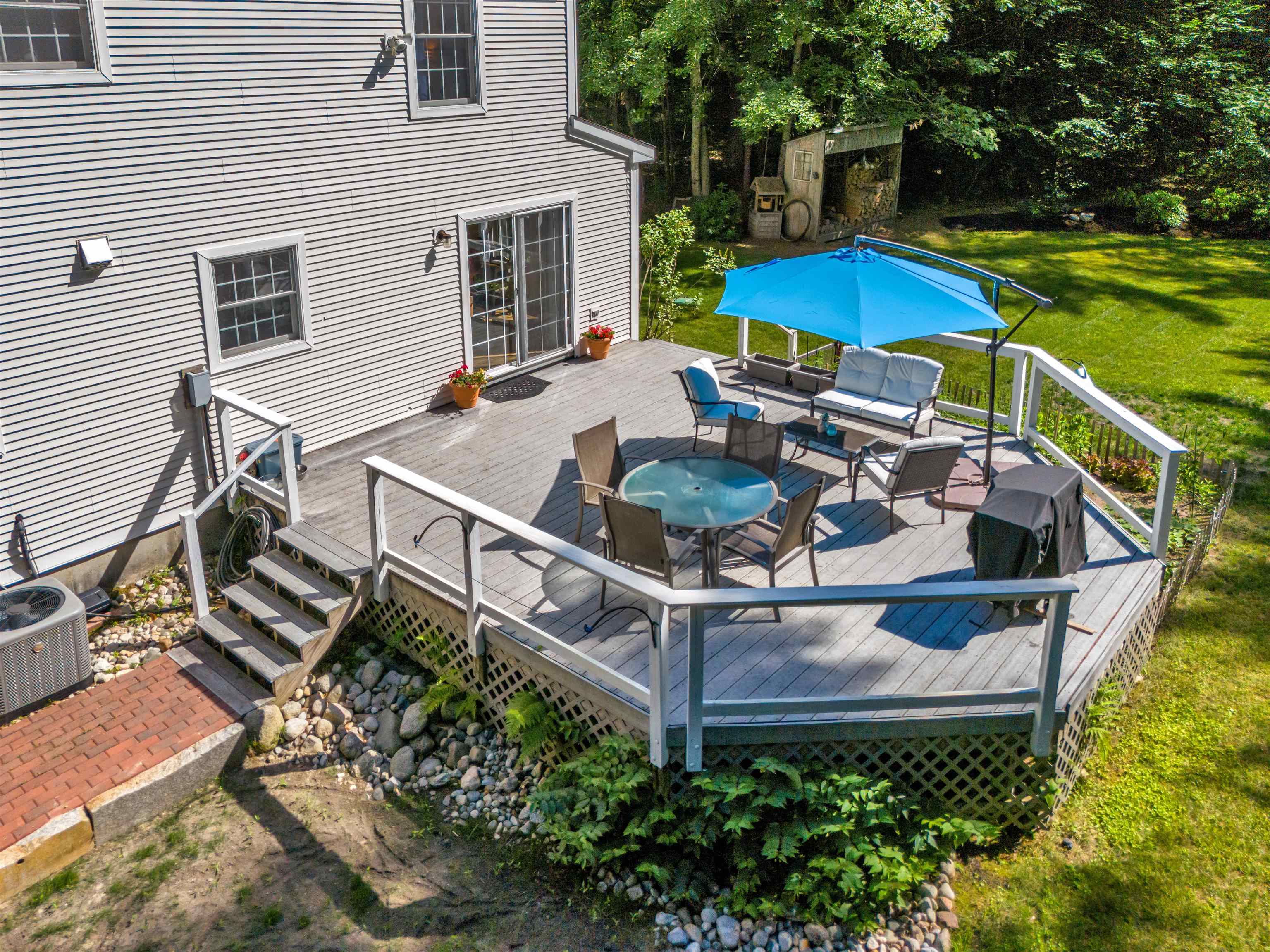 main property photo 6