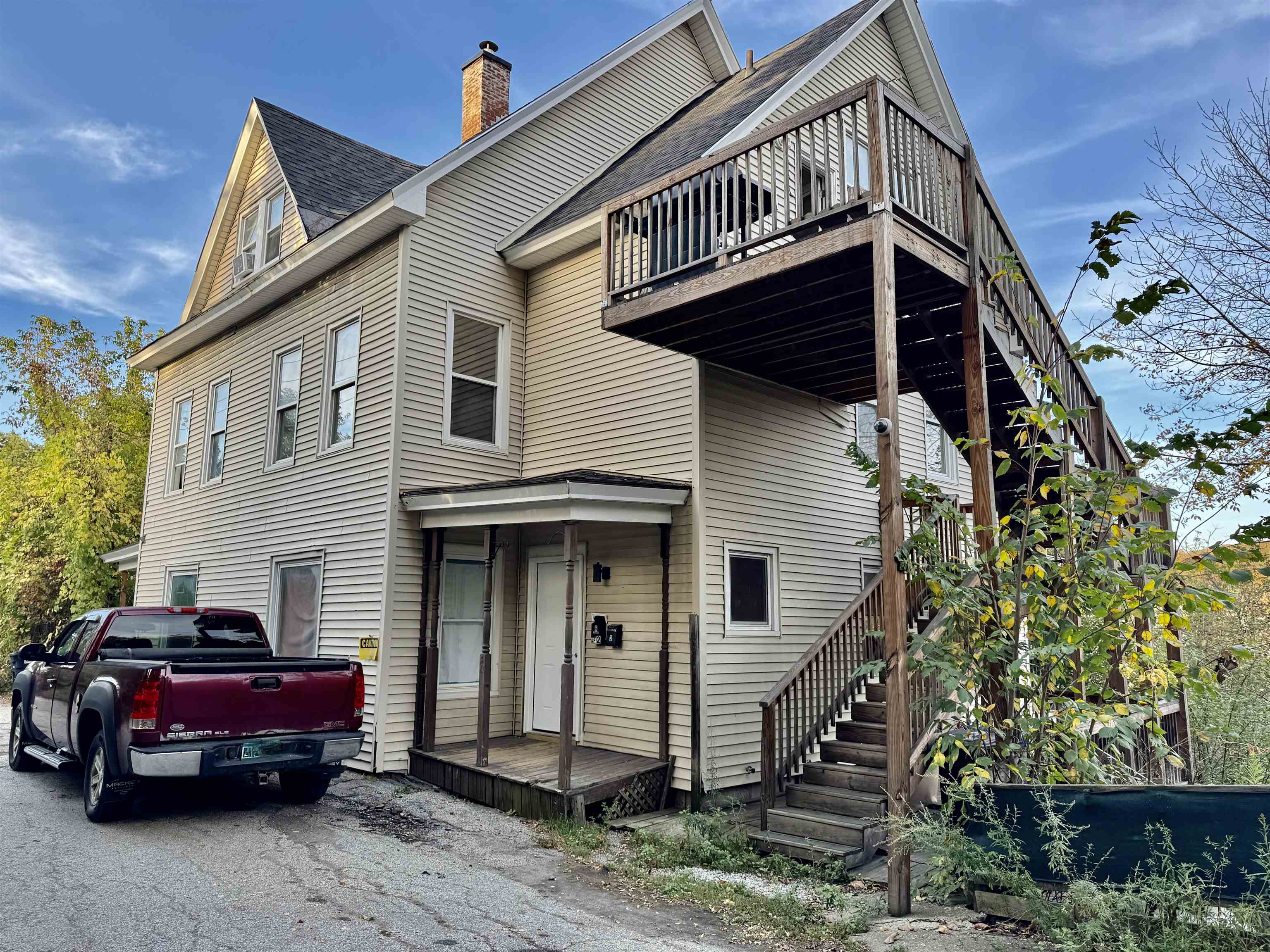 main property photo 20