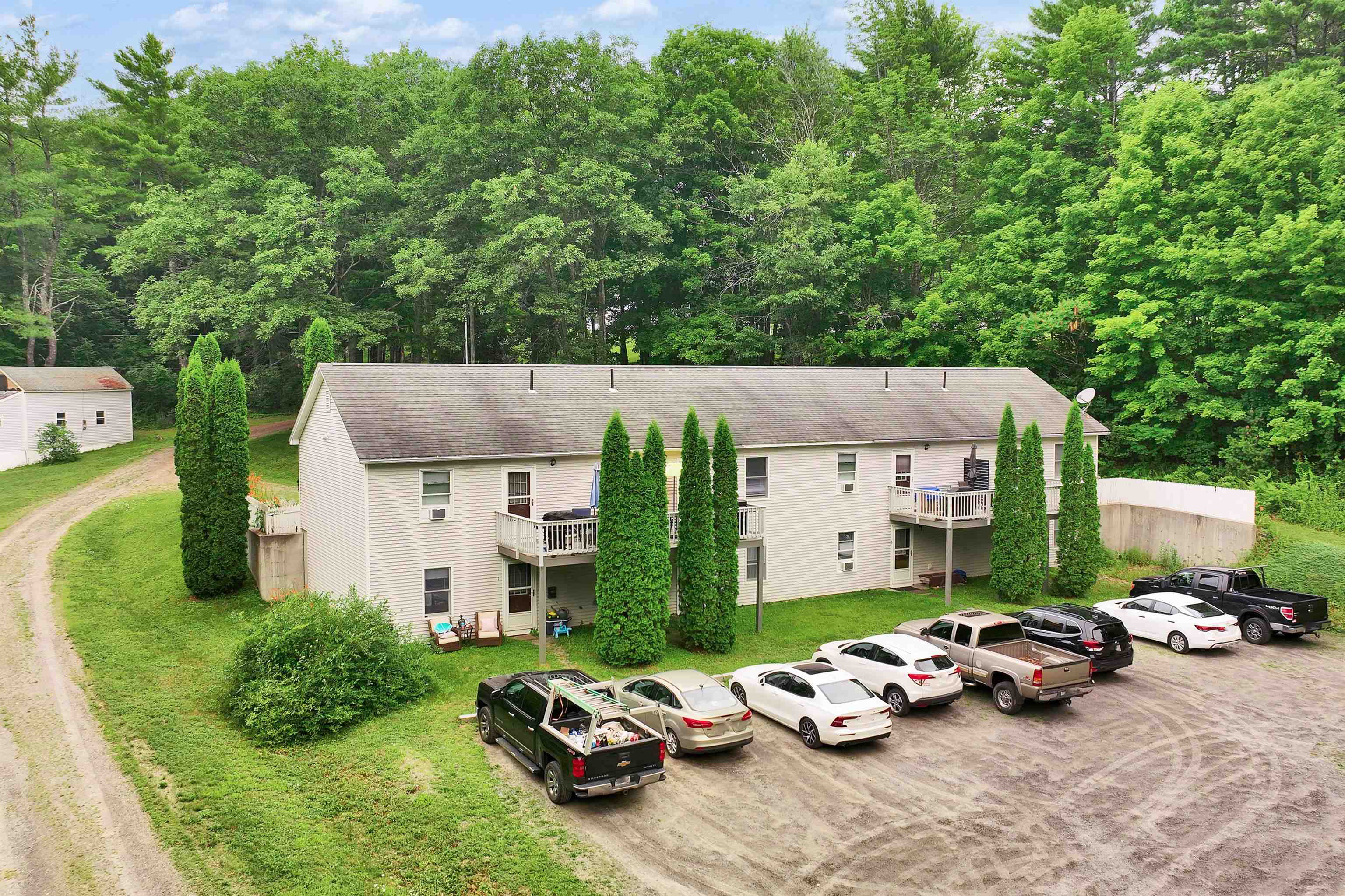 main property photo 43