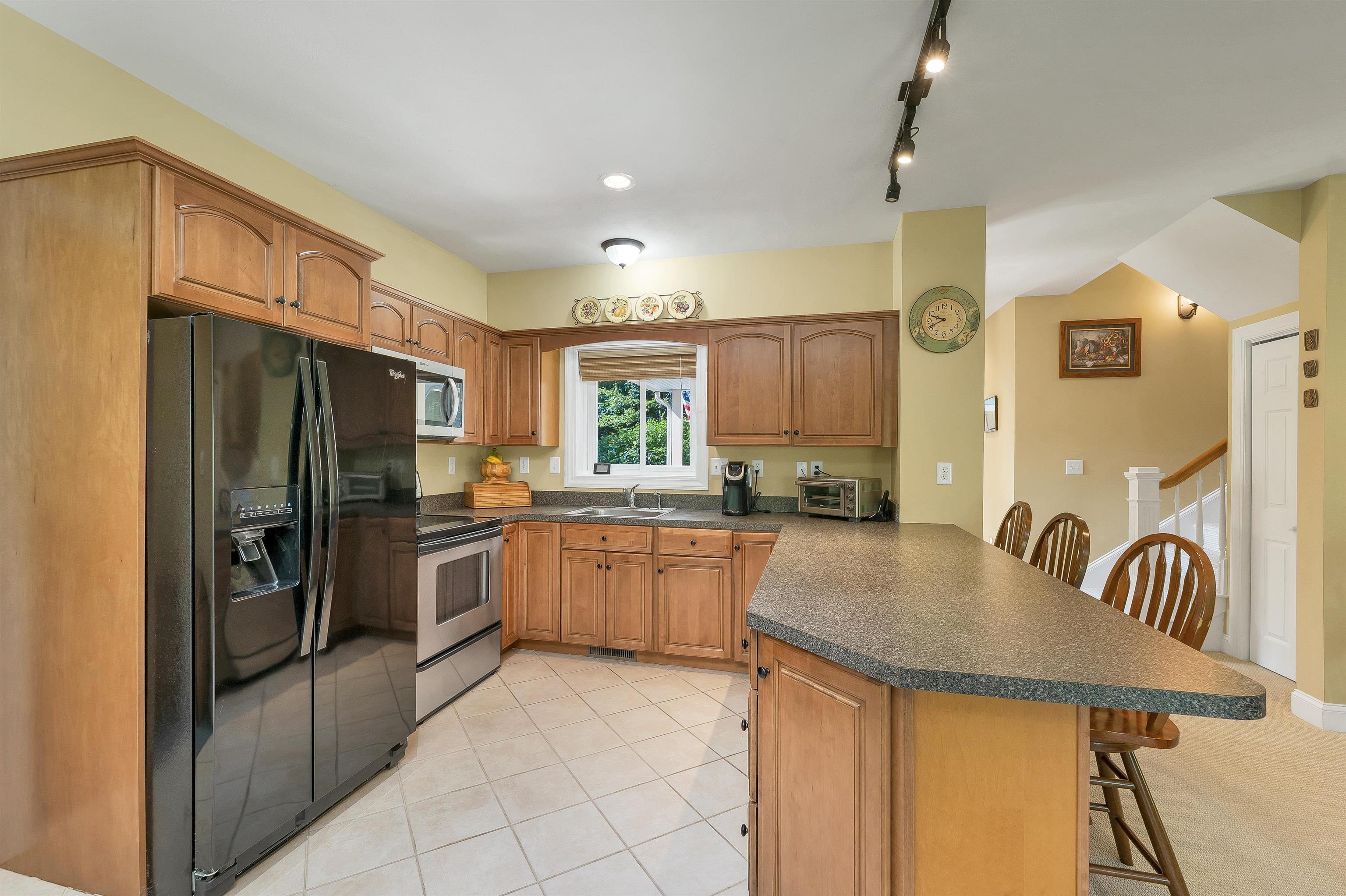 main property photo 15