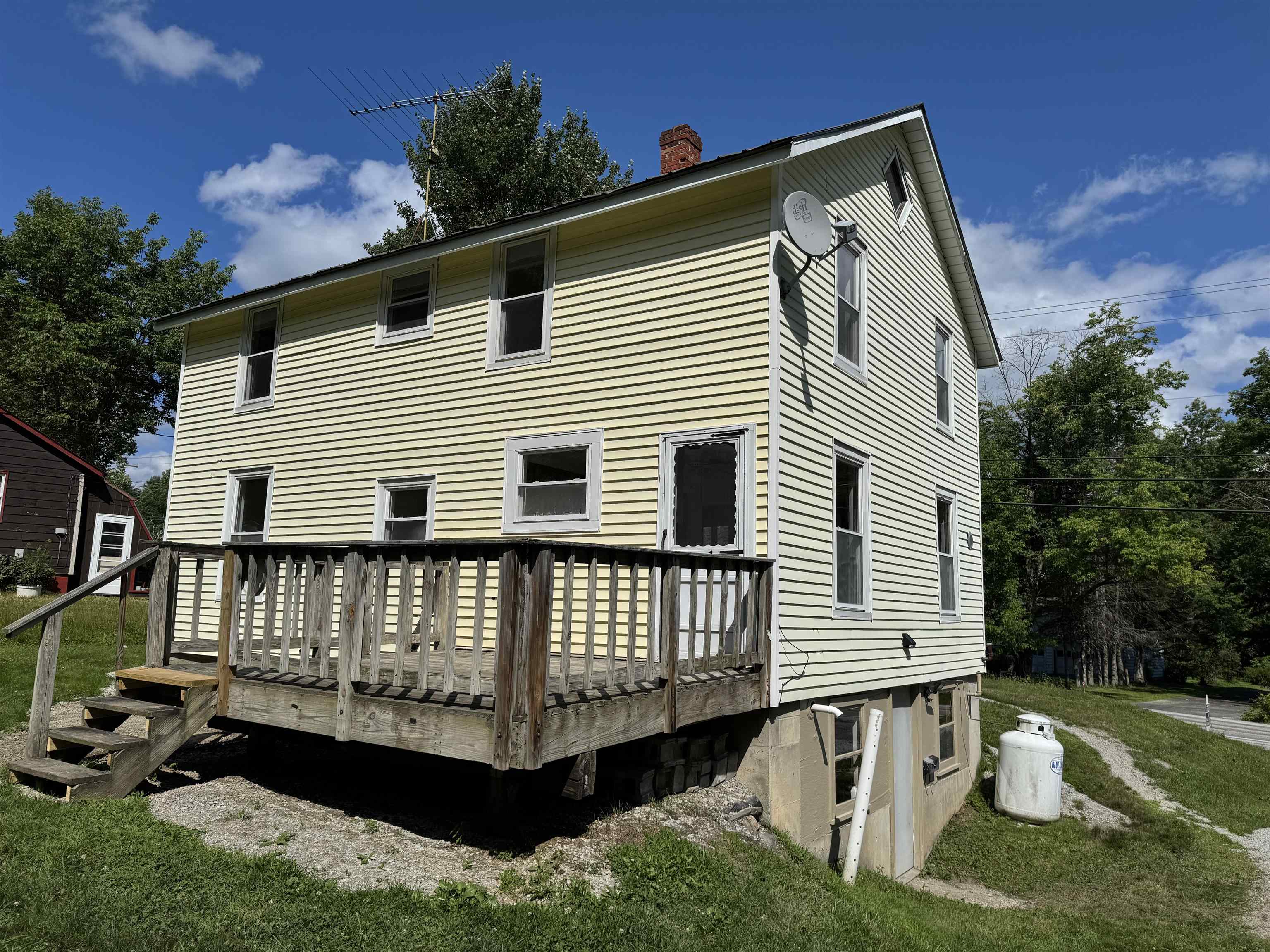 main property photo 4