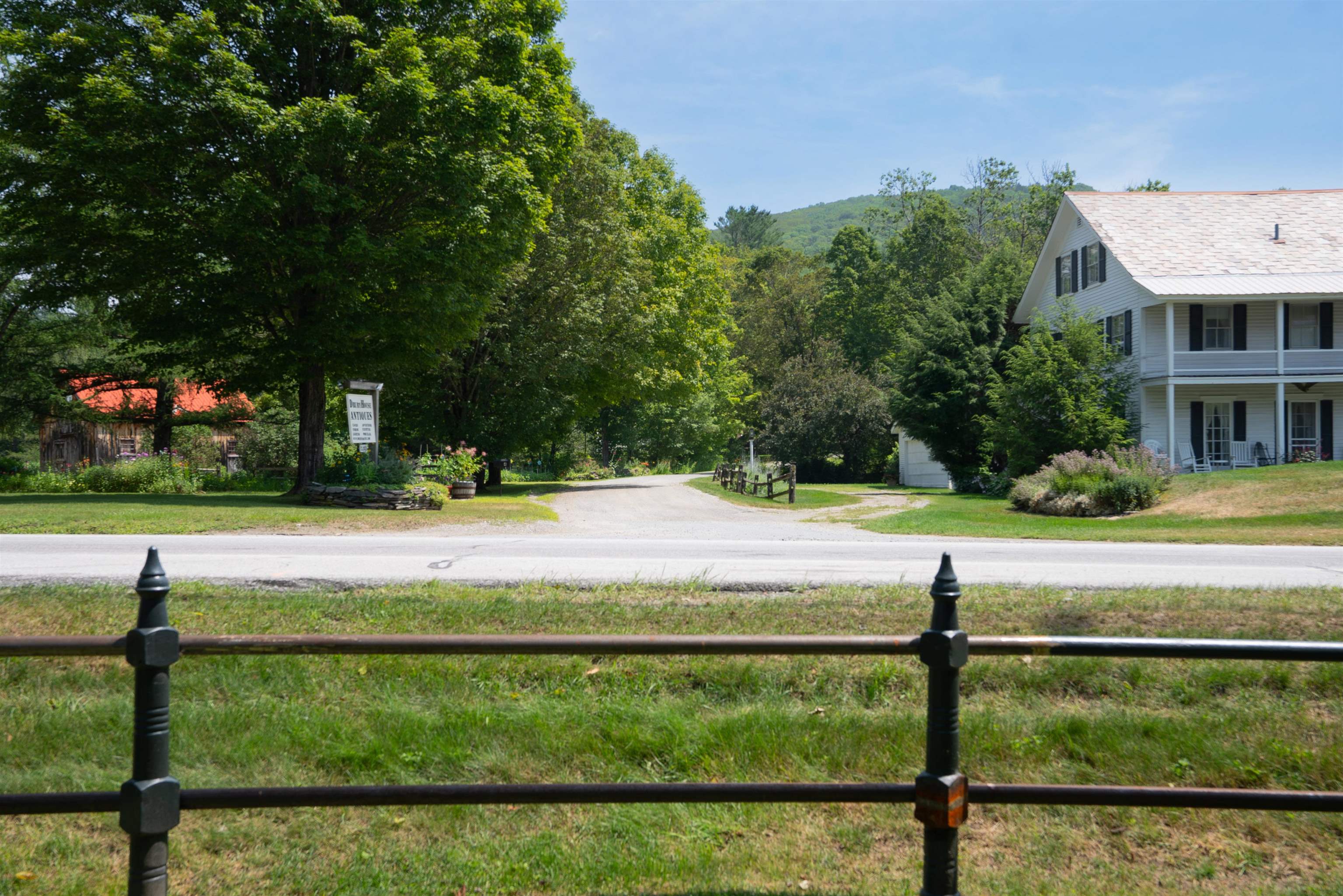 main property photo 22