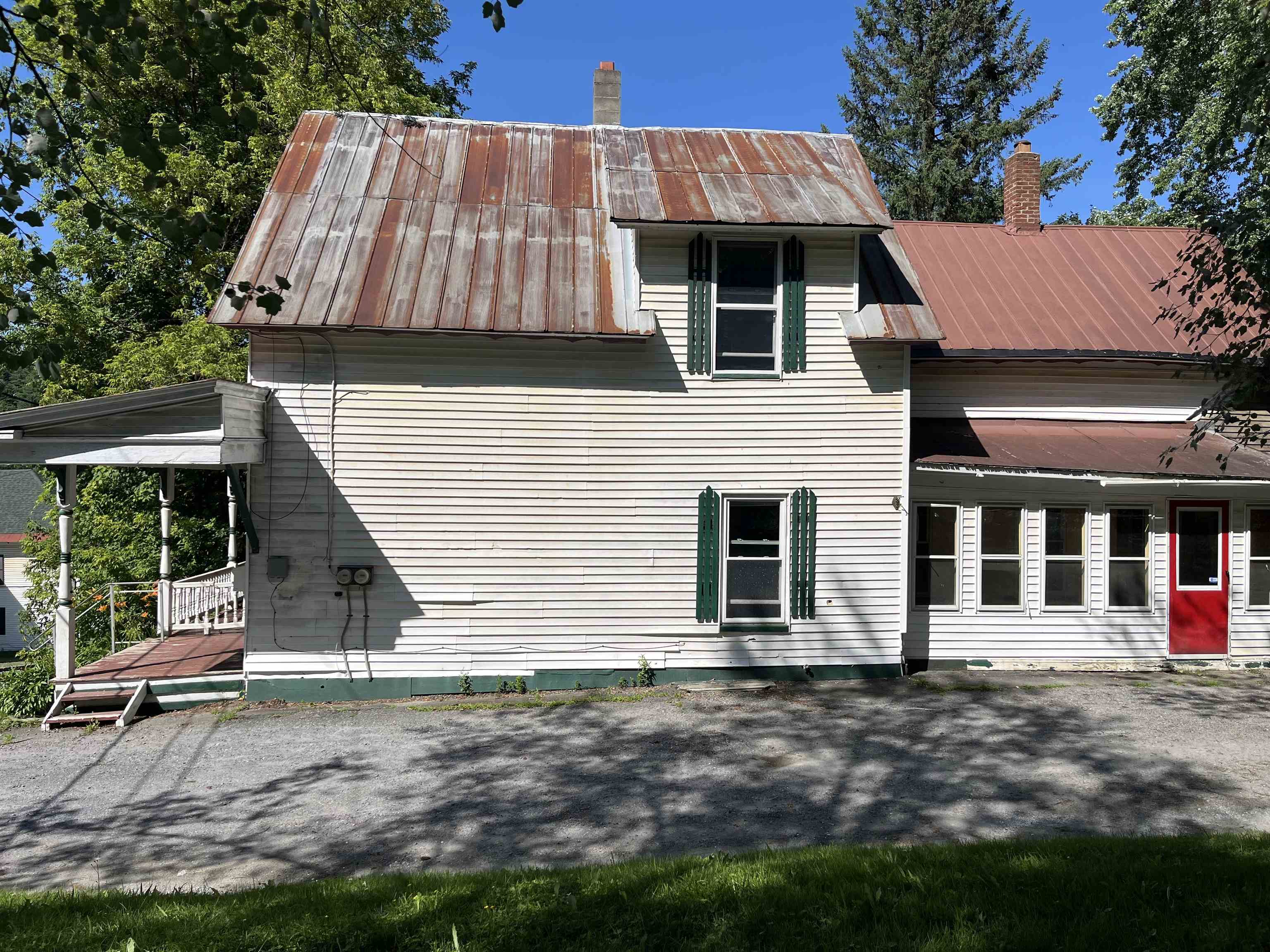 main property photo 34