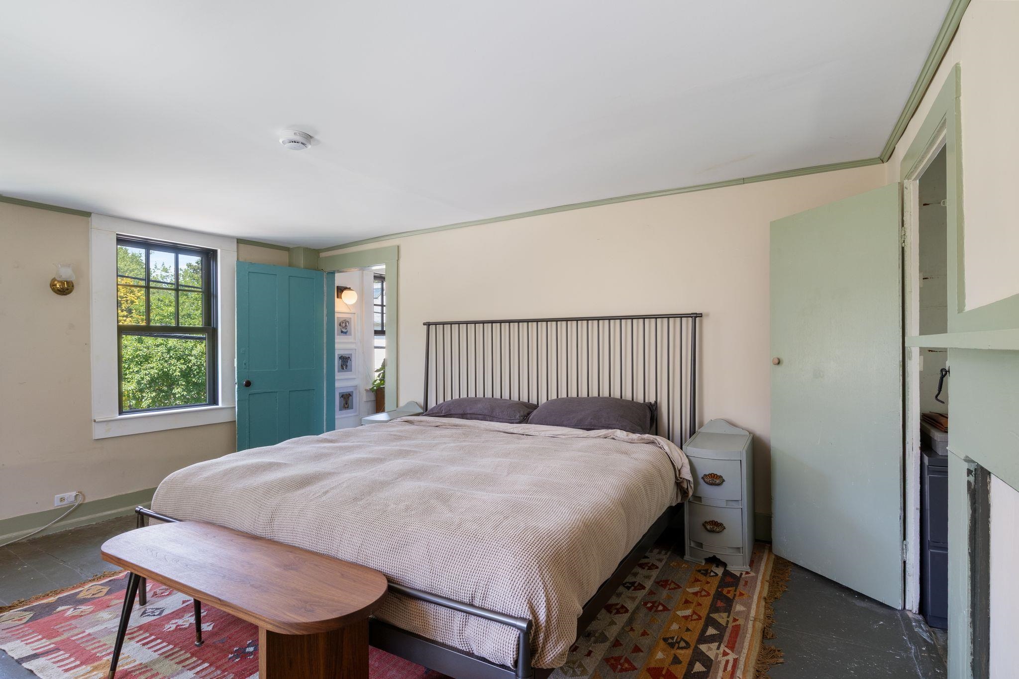 main property photo 20