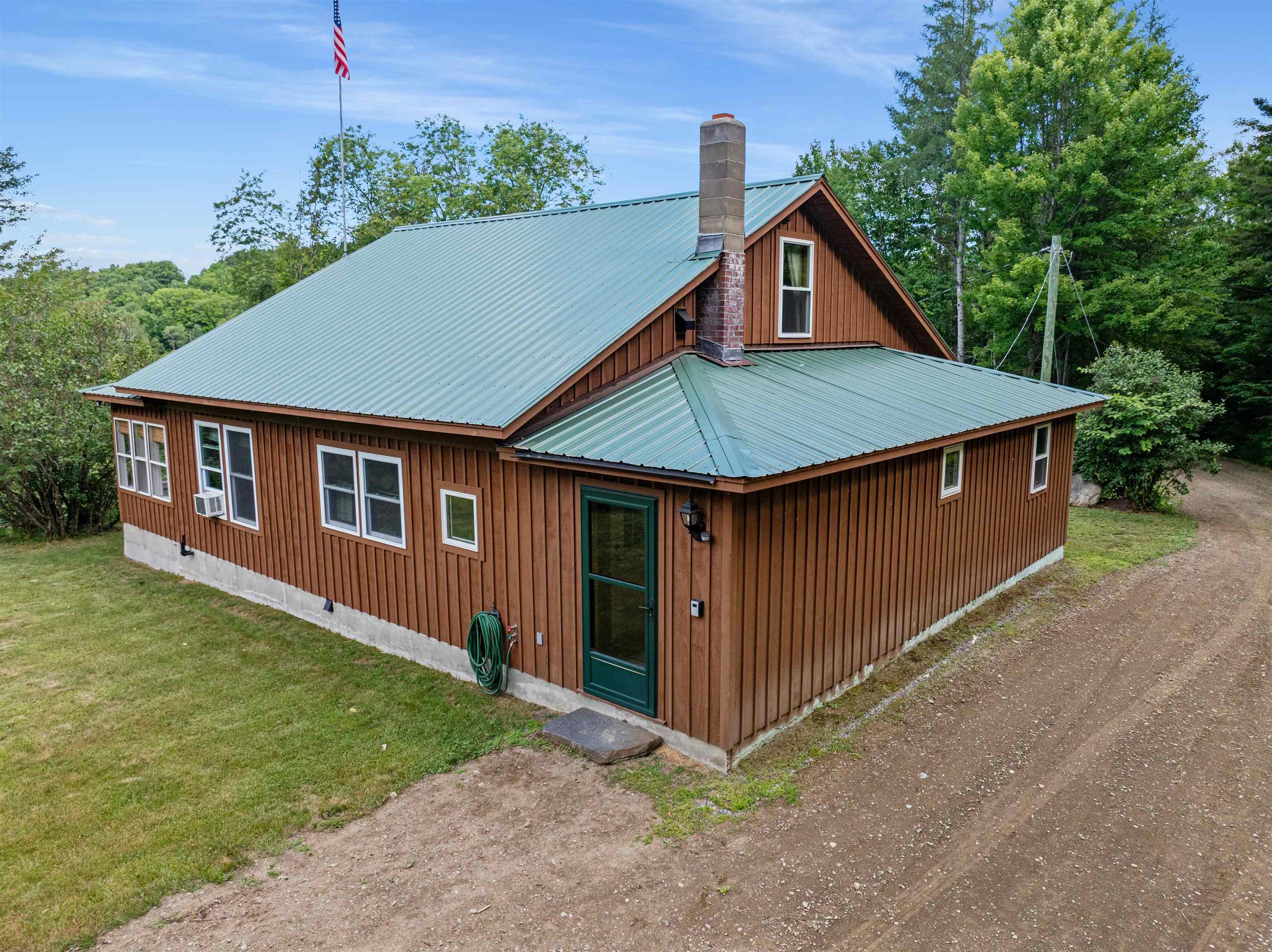 main property photo 45