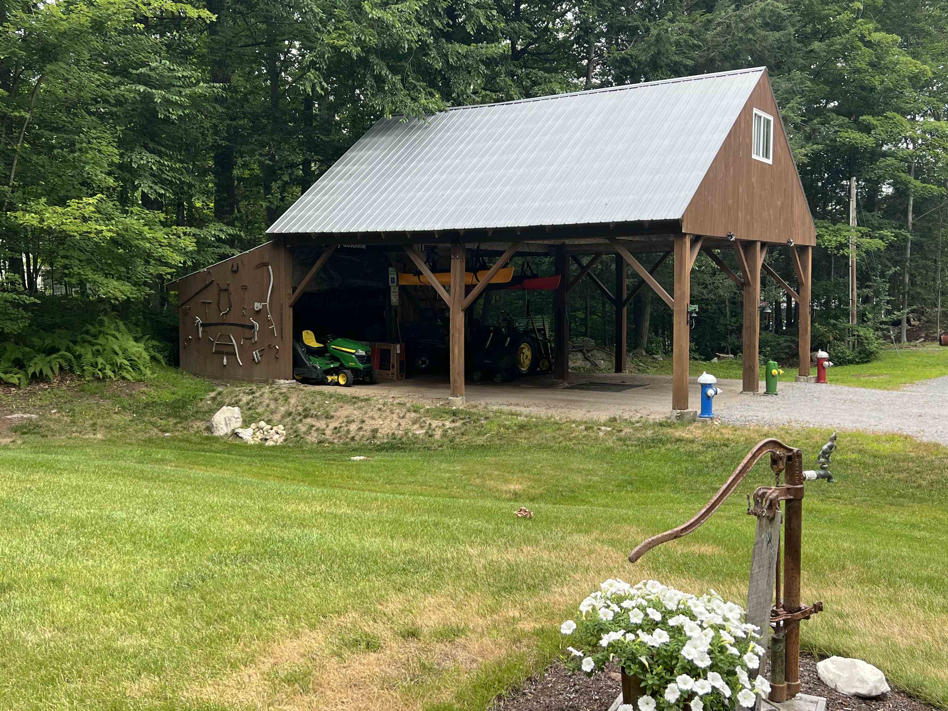 main property photo 50
