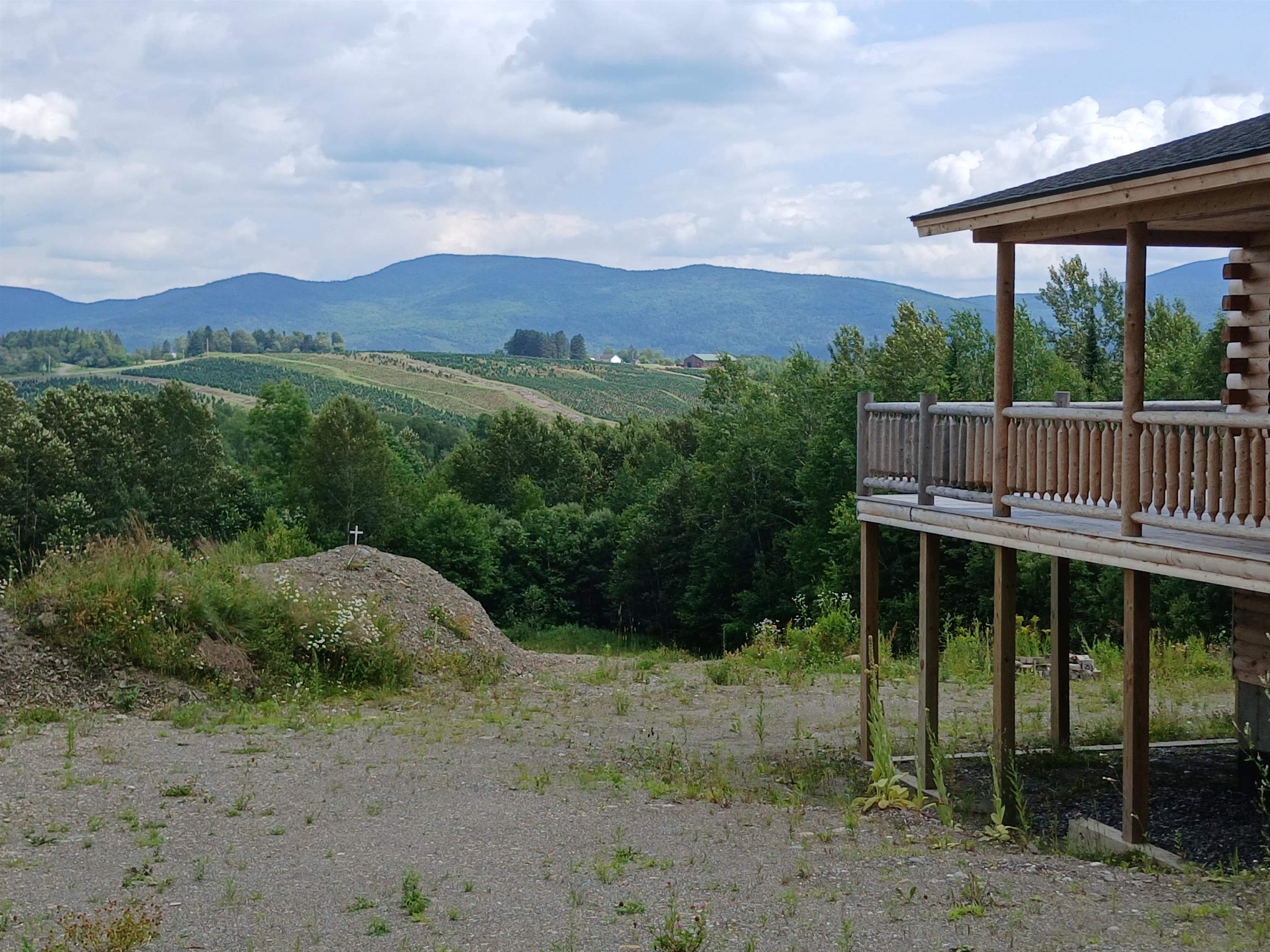 main property photo 48