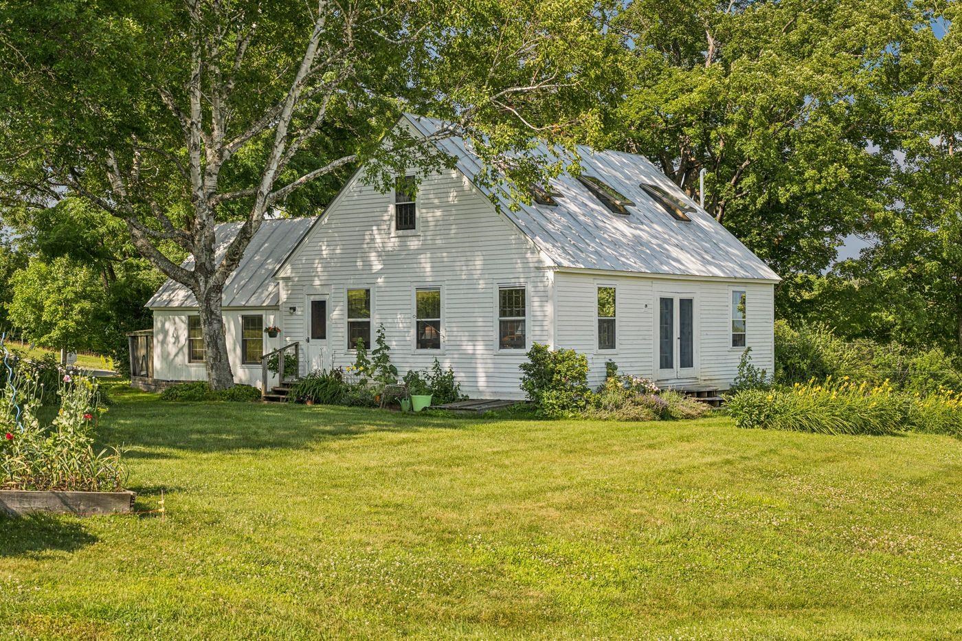 main property photo 37