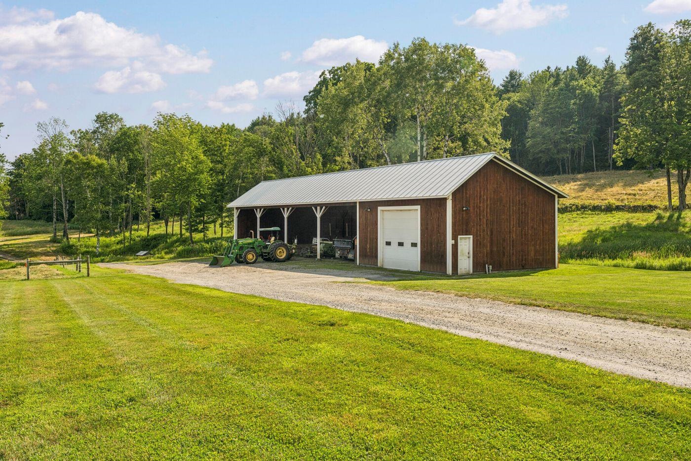 main property photo 41