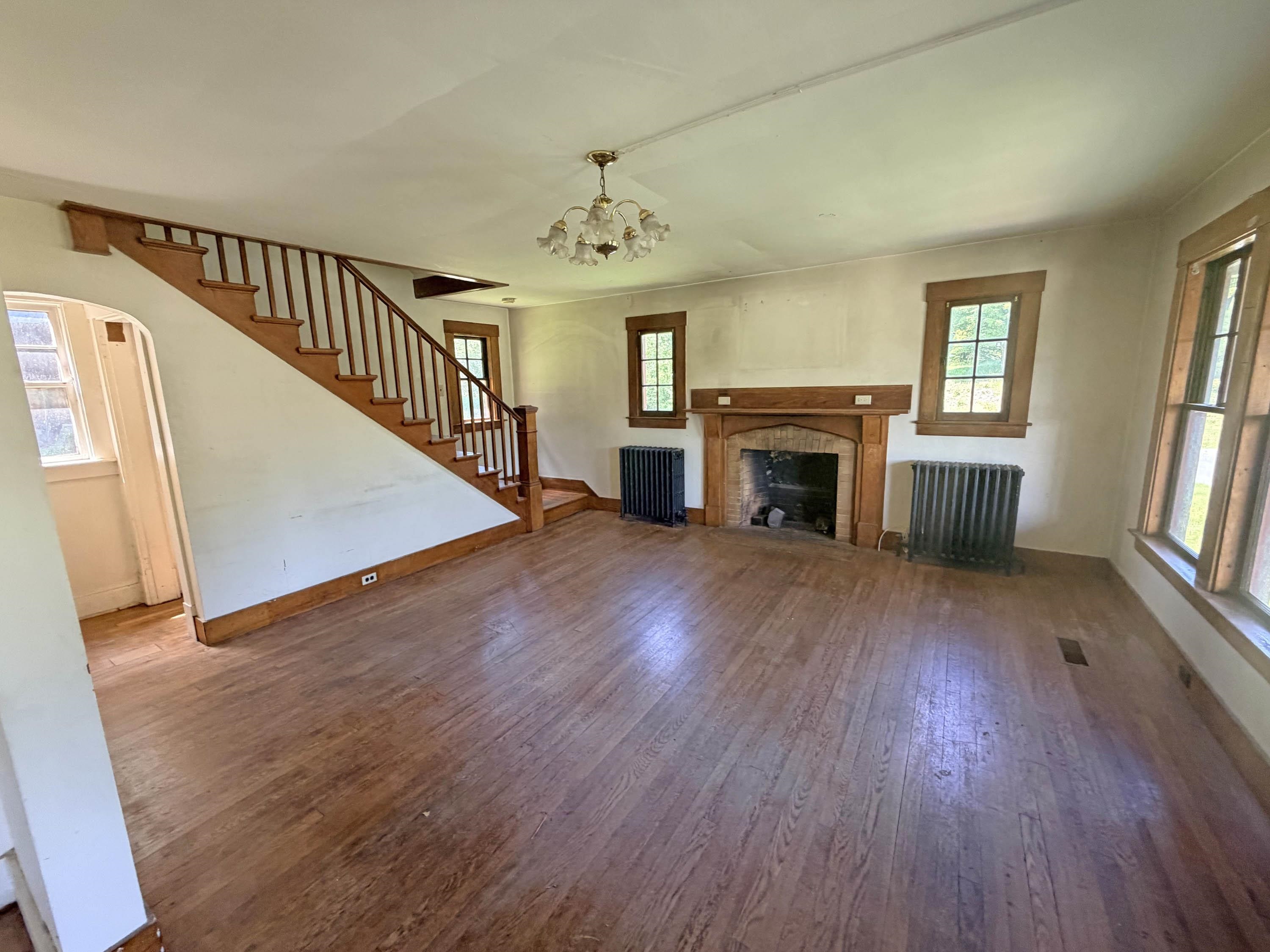 main property photo 7