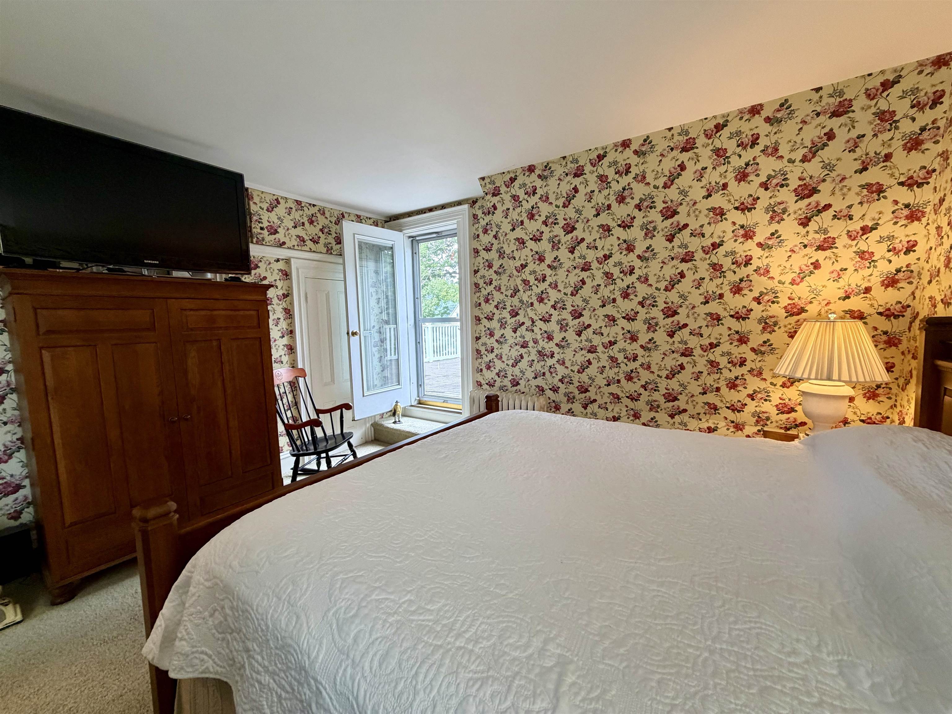 main property photo 25