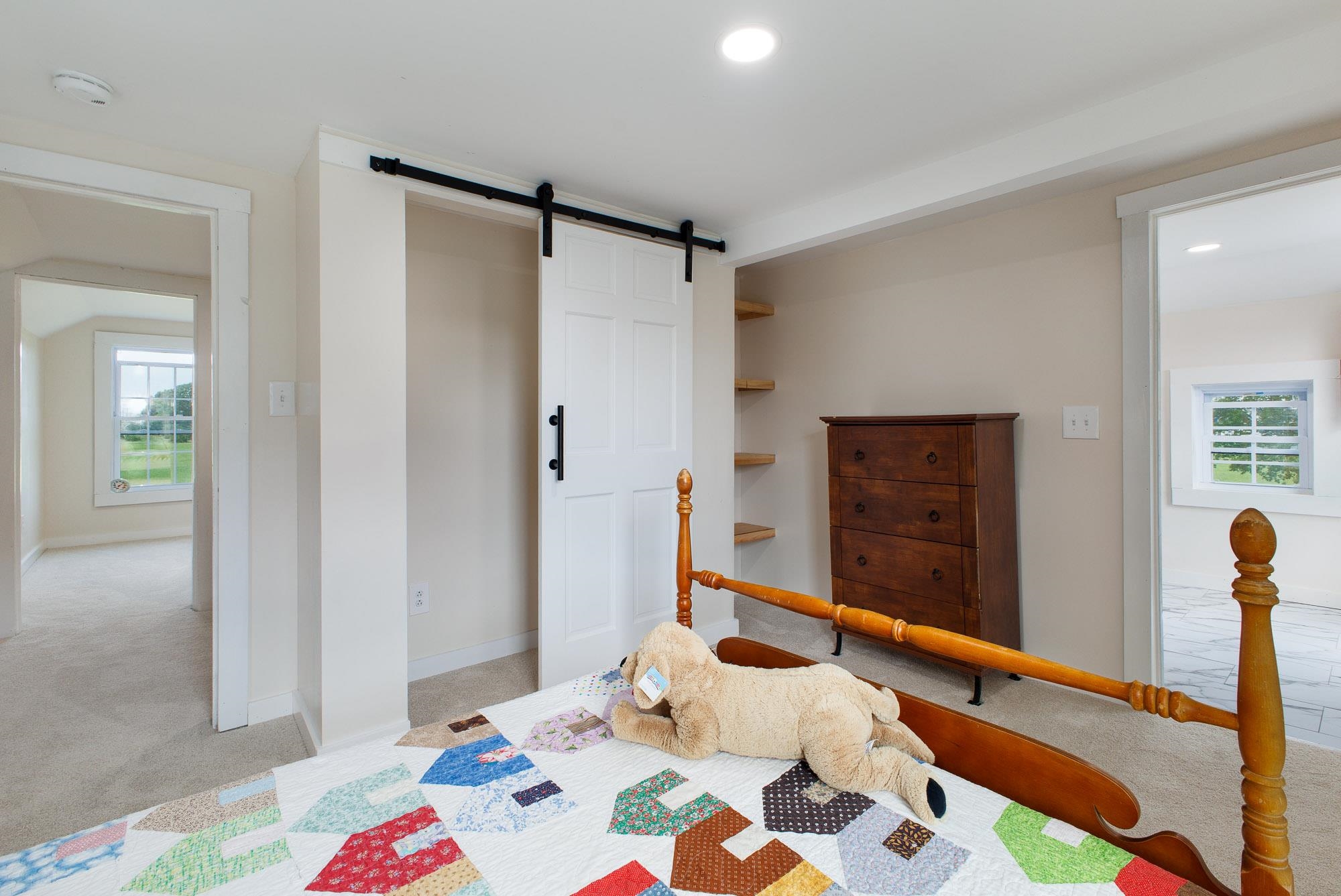 main property photo 31