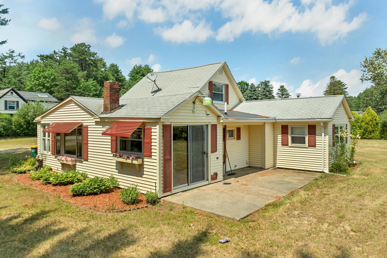 main property photo 2