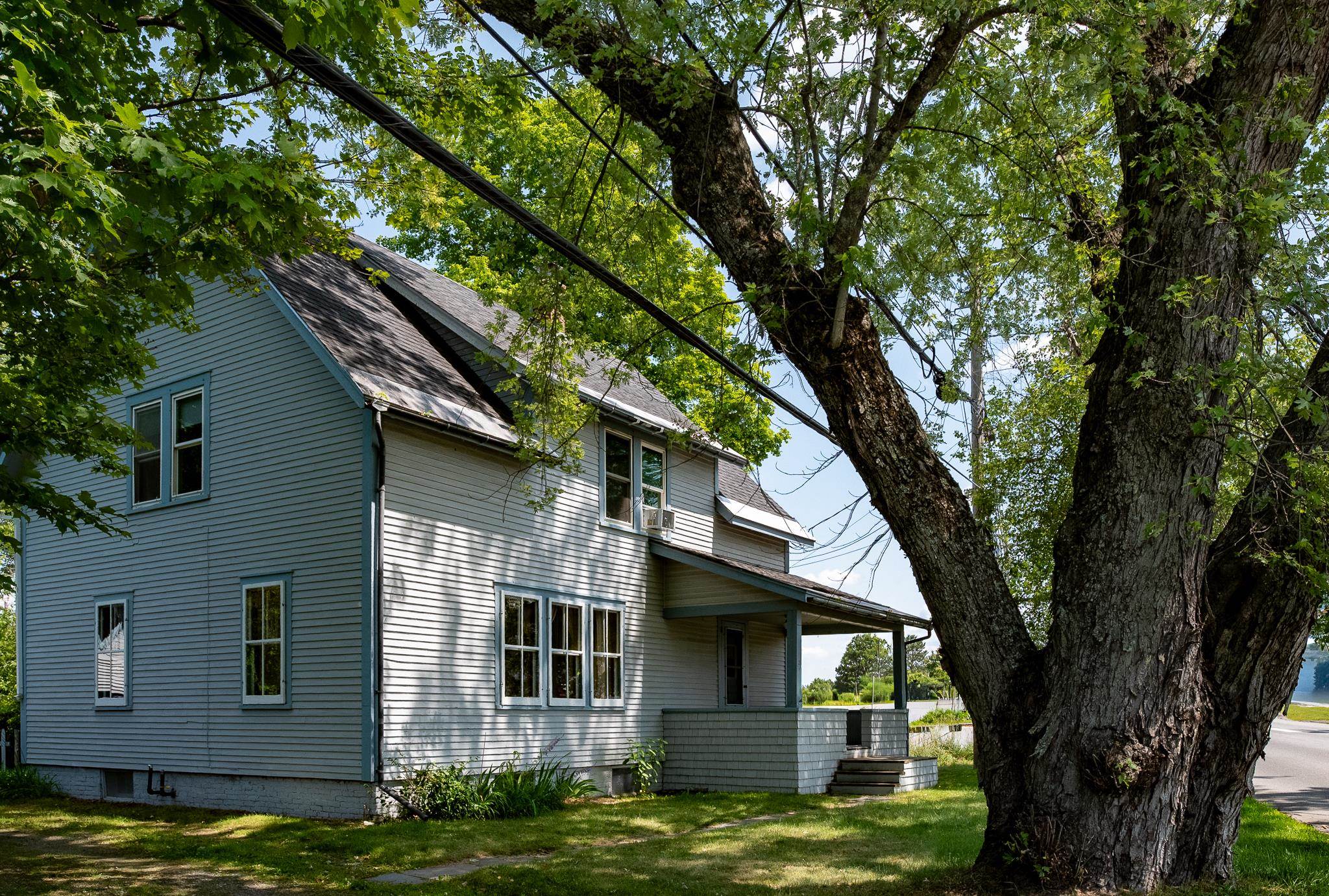 main property photo 41