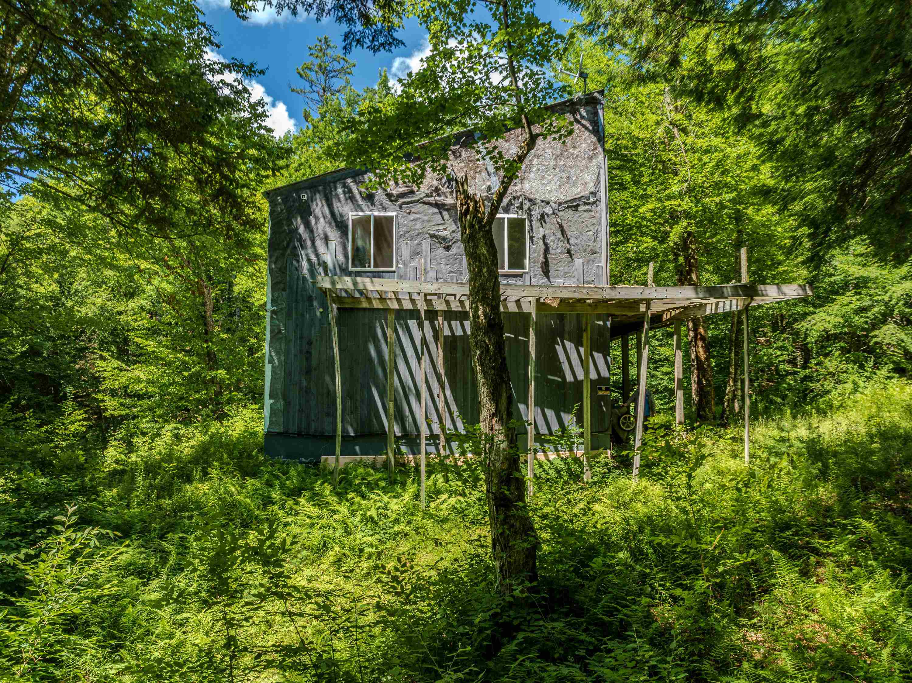 main property photo 31
