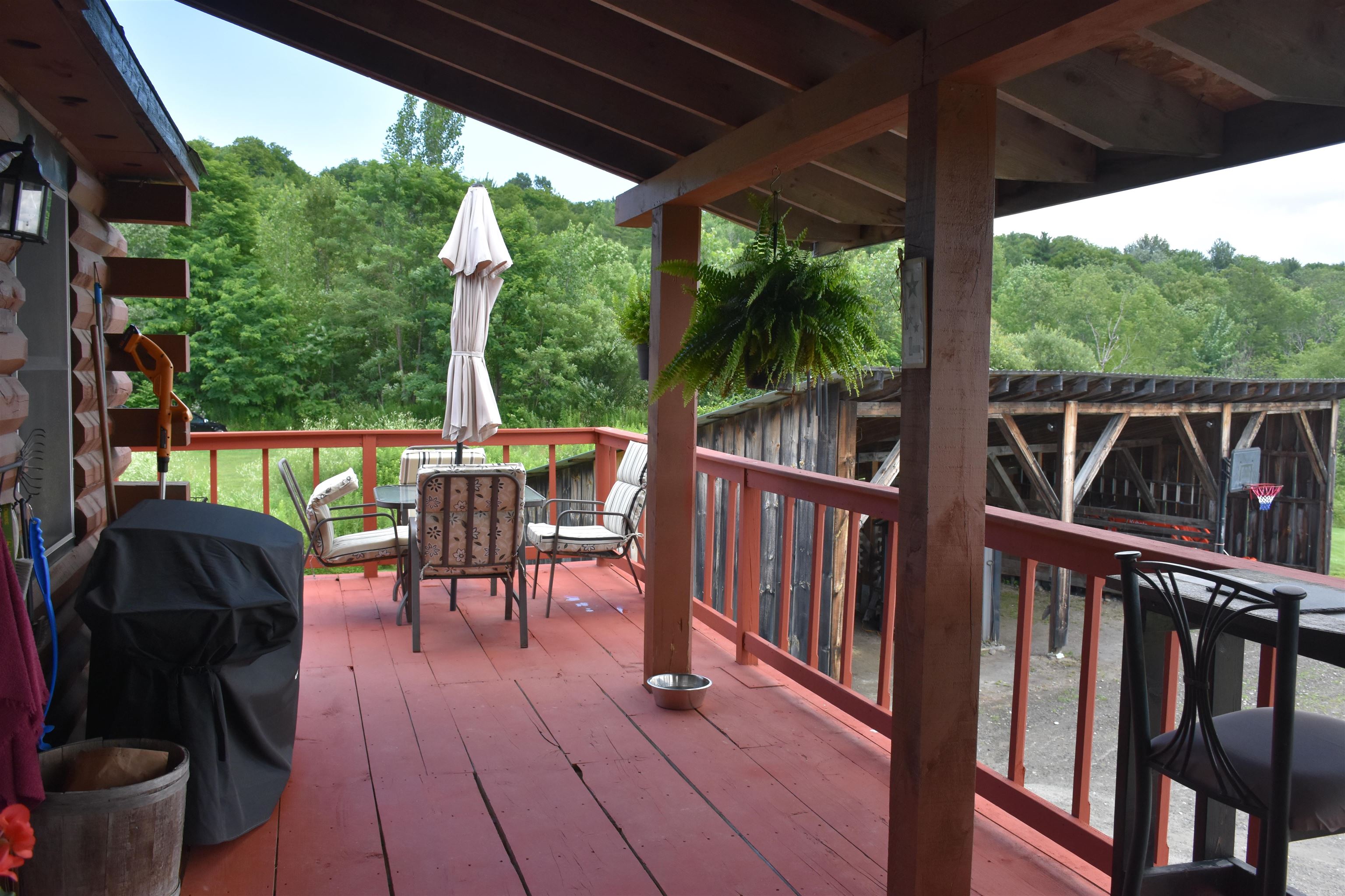 main property photo 41