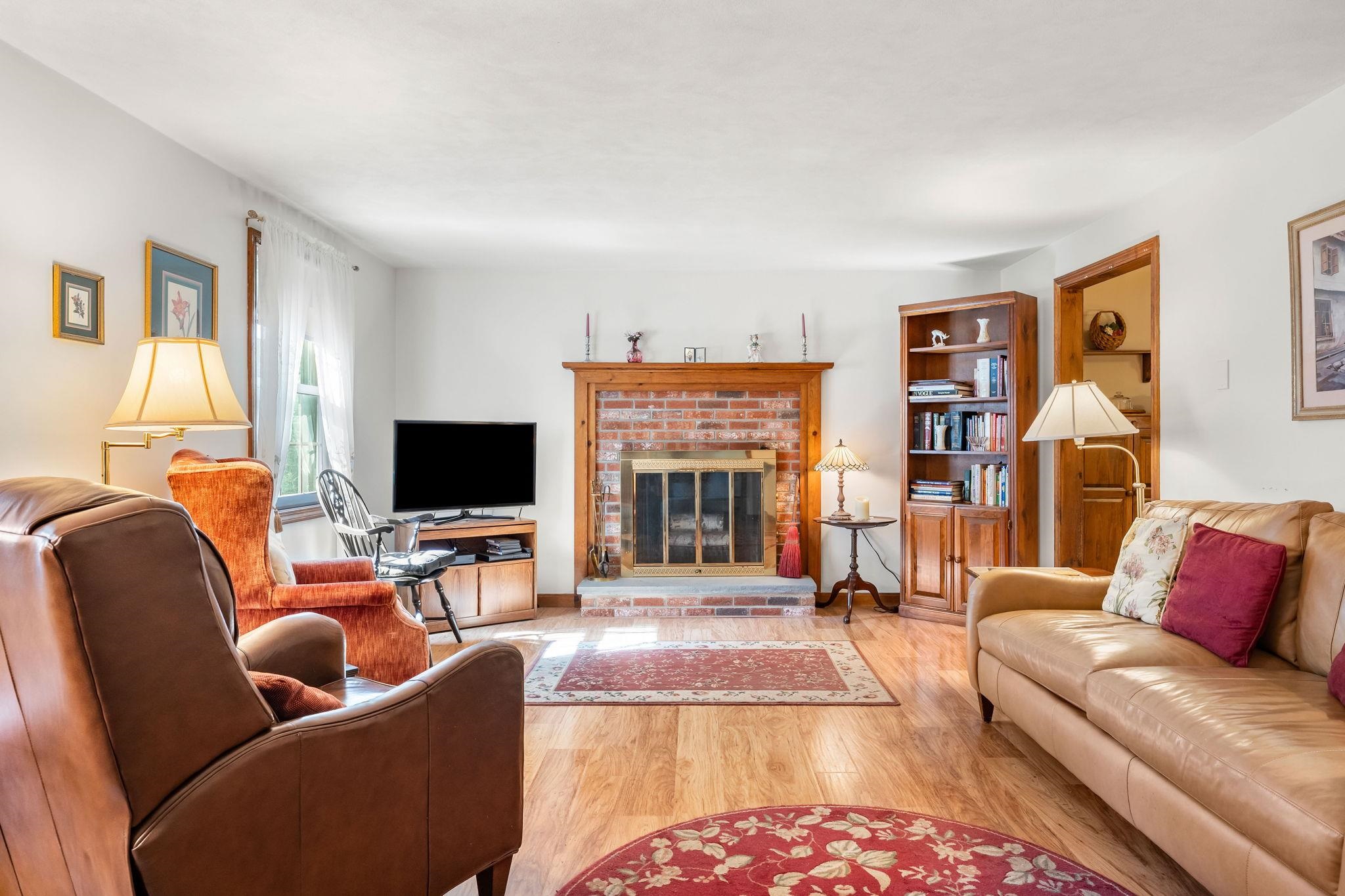 main property photo 7