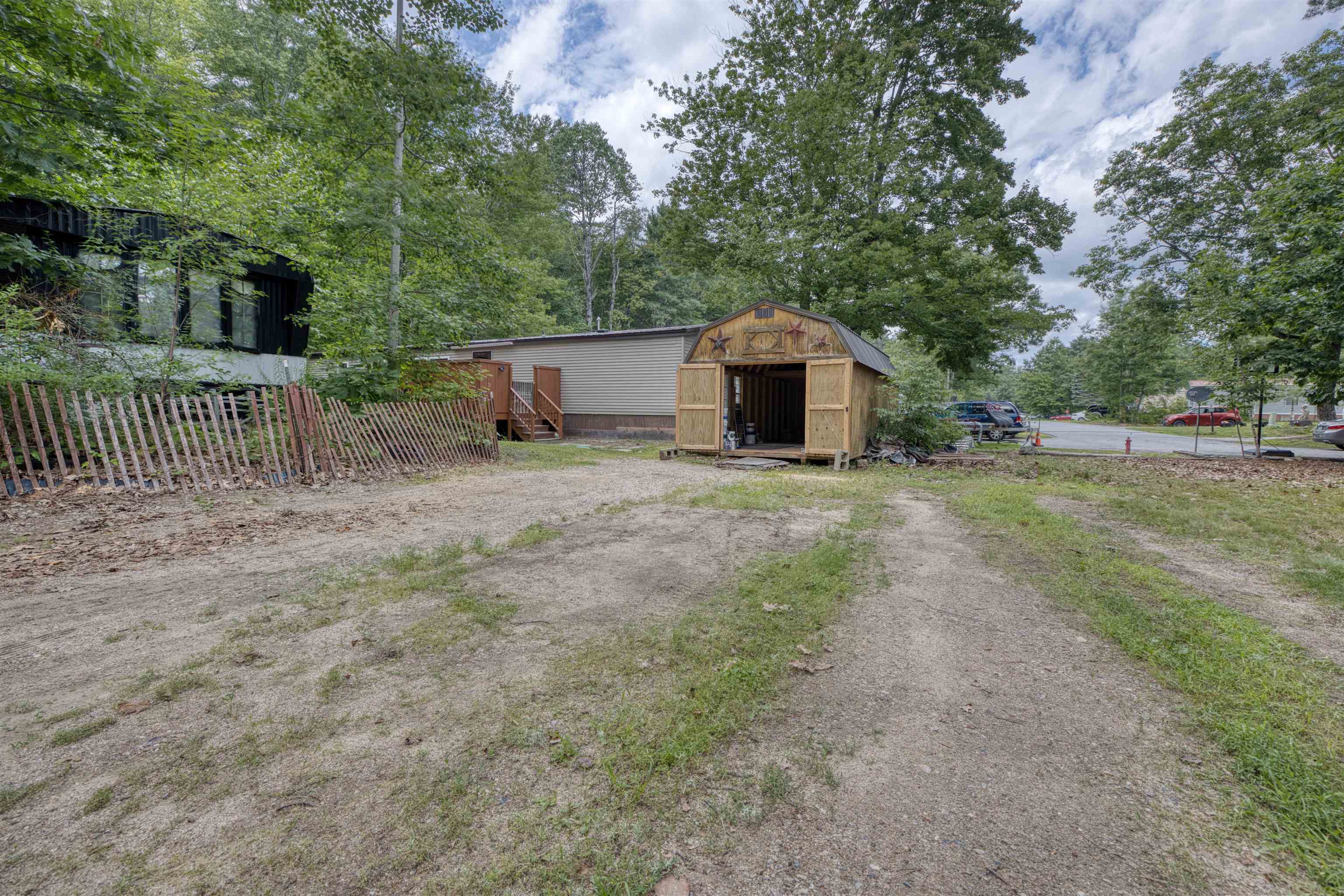 main property photo 51