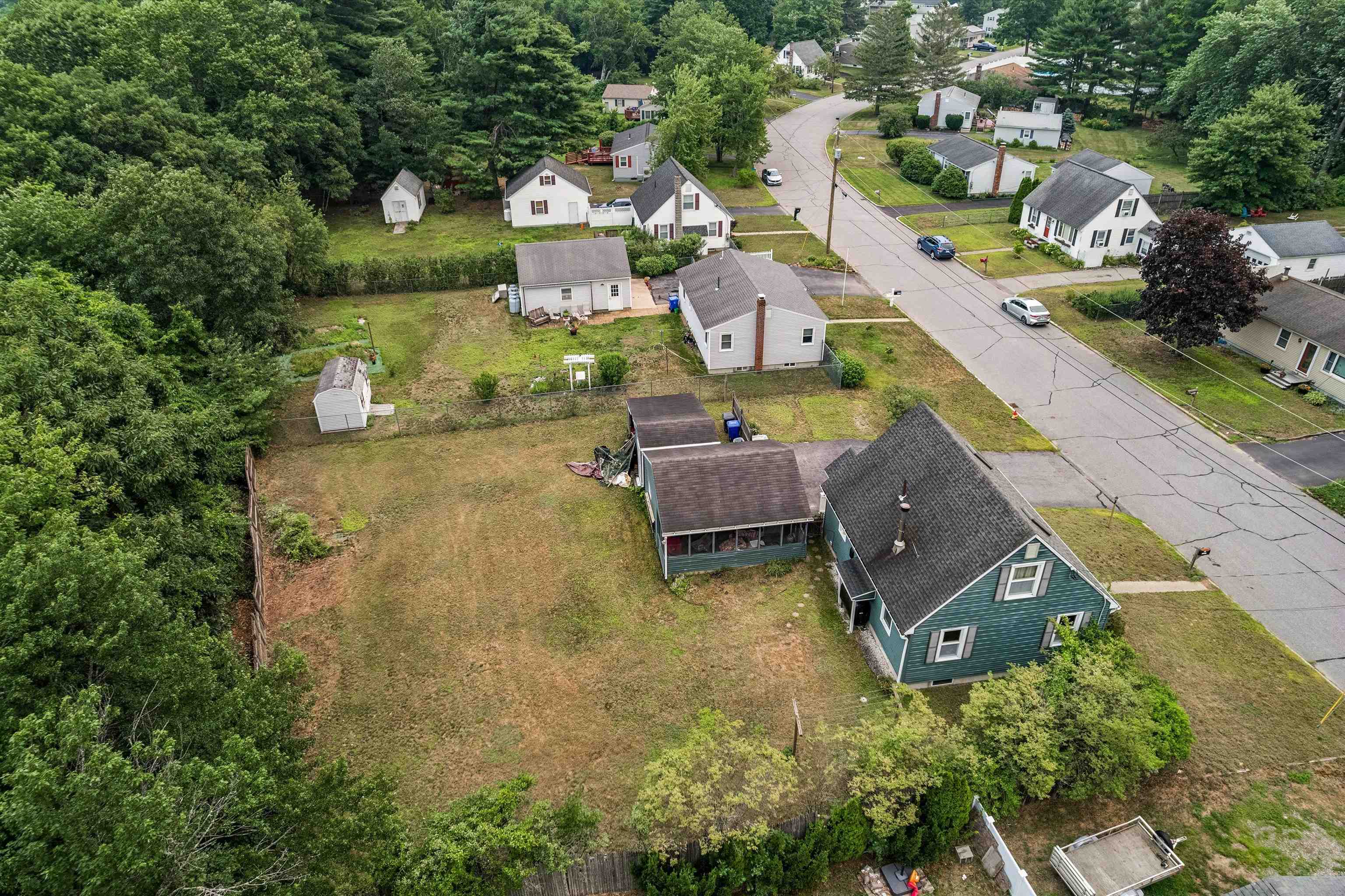 main property photo 24